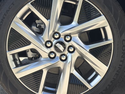 2027 Cadillac OPTIQ Premium Luxury