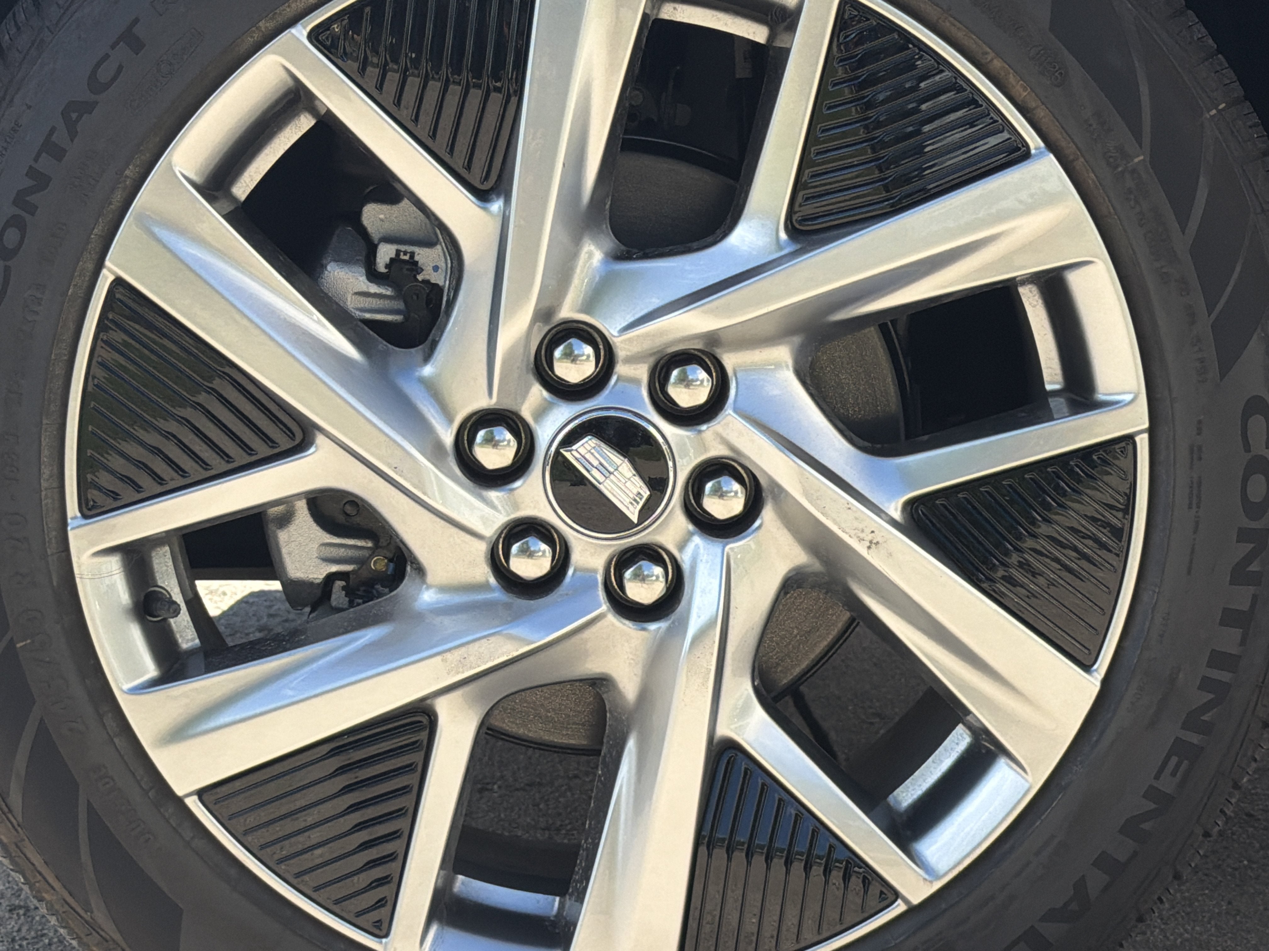2027 Cadillac OPTIQ Premium Luxury