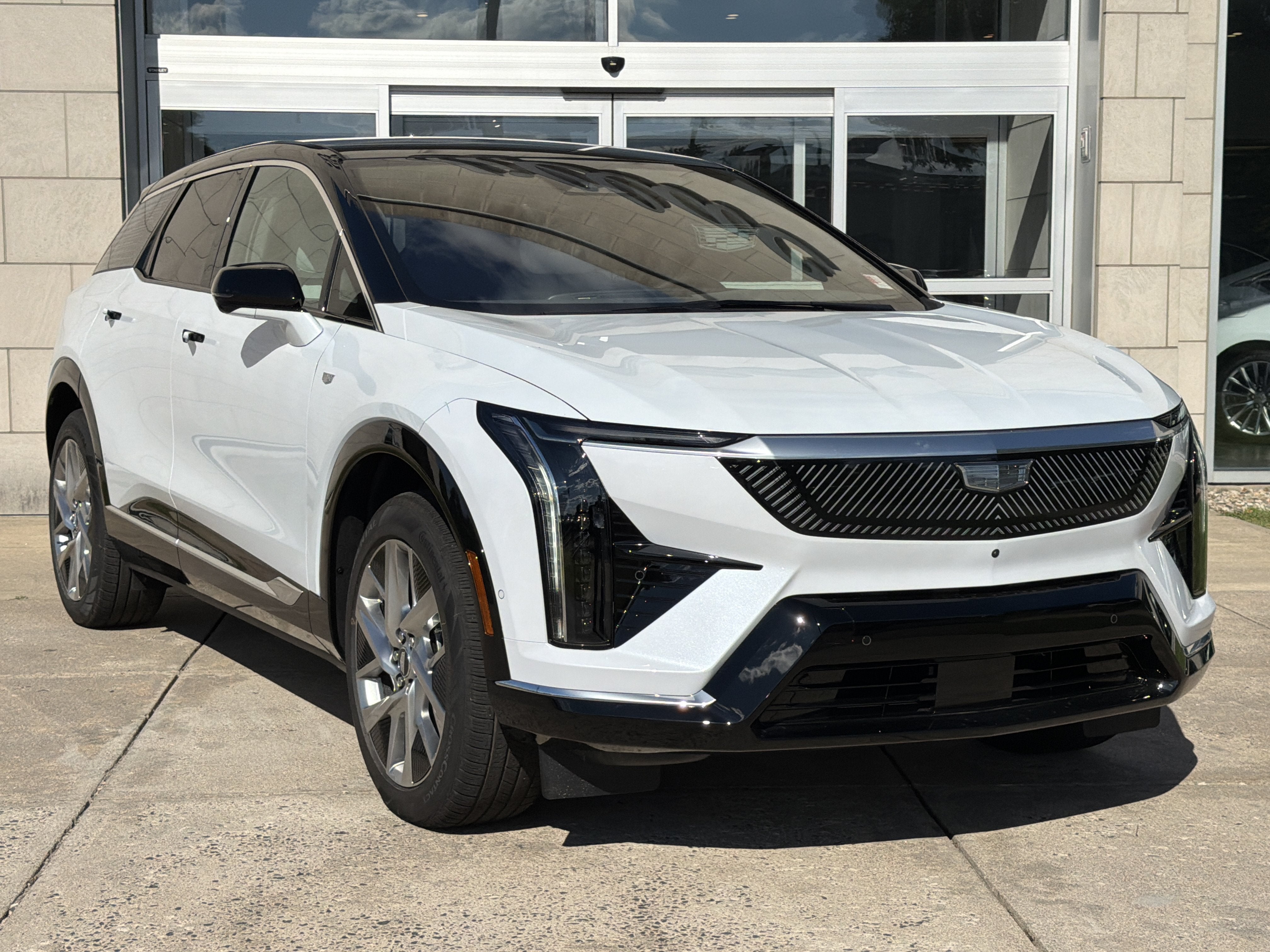 2027 Cadillac OPTIQ Premium Luxury