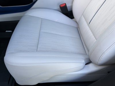 2027 Cadillac OPTIQ Premium Luxury