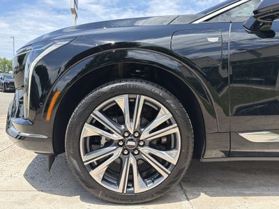 2026 Cadillac OPTIQ Premium Luxury