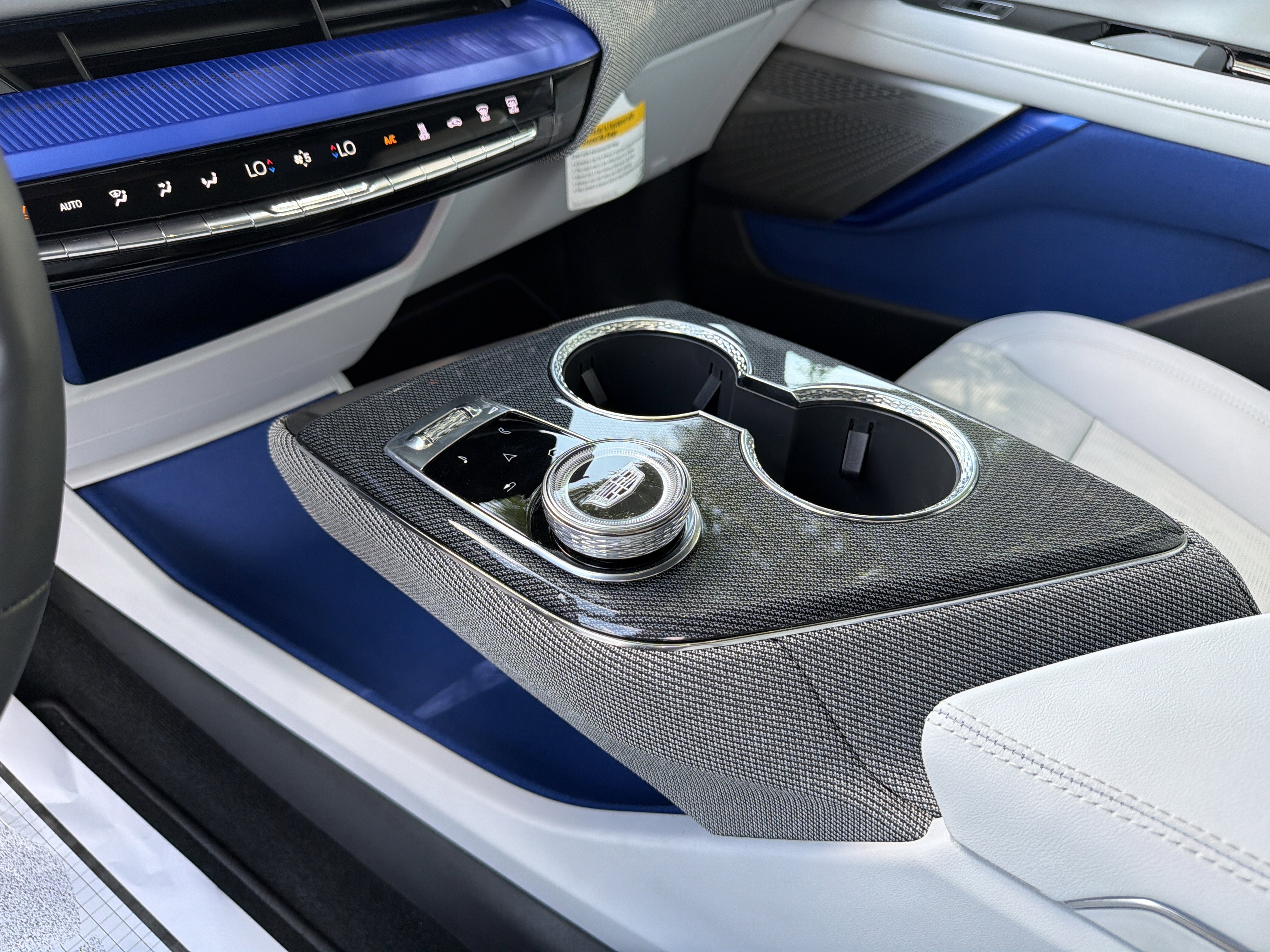 2026 Cadillac OPTIQ Premium Luxury