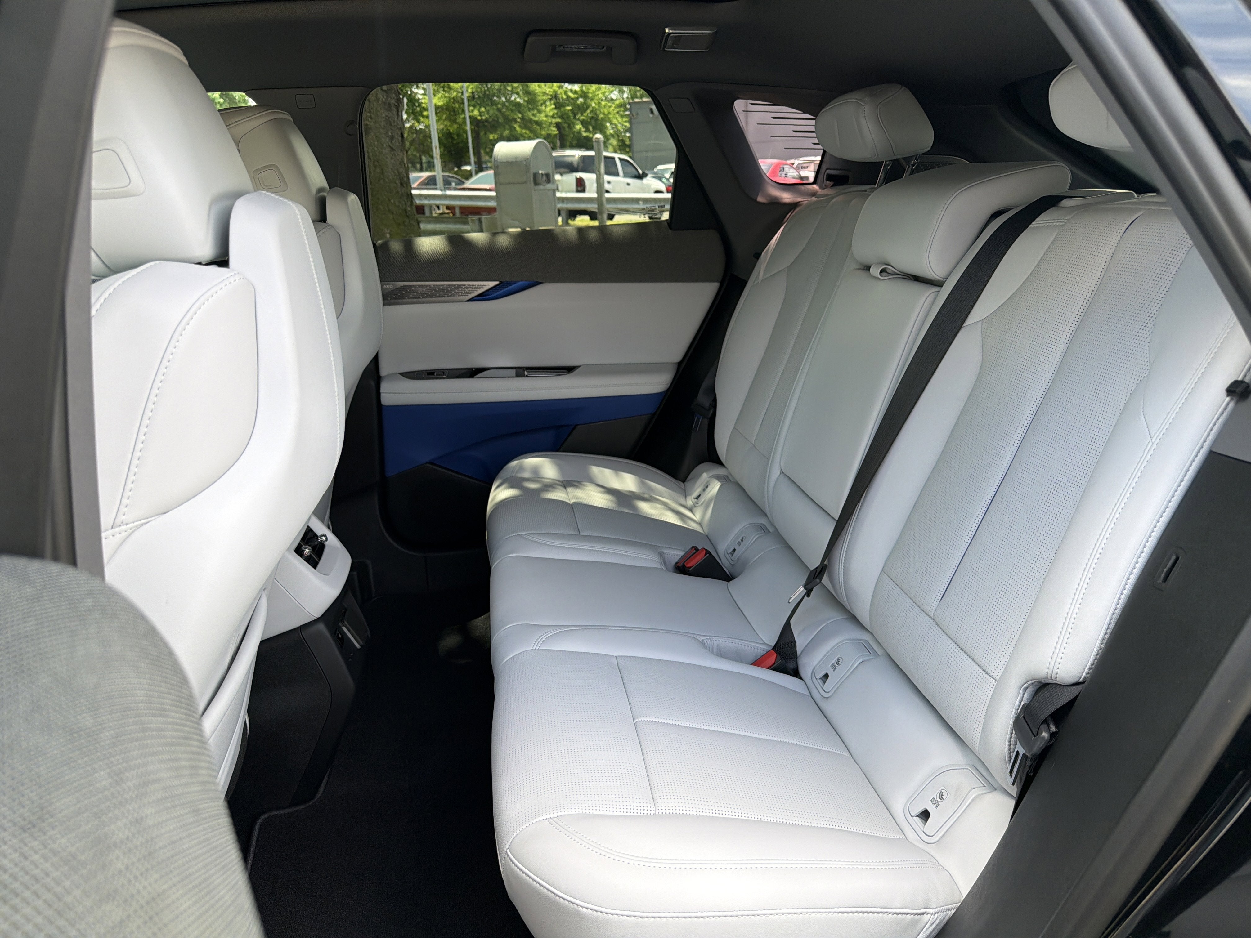 2026 Cadillac OPTIQ Premium Luxury