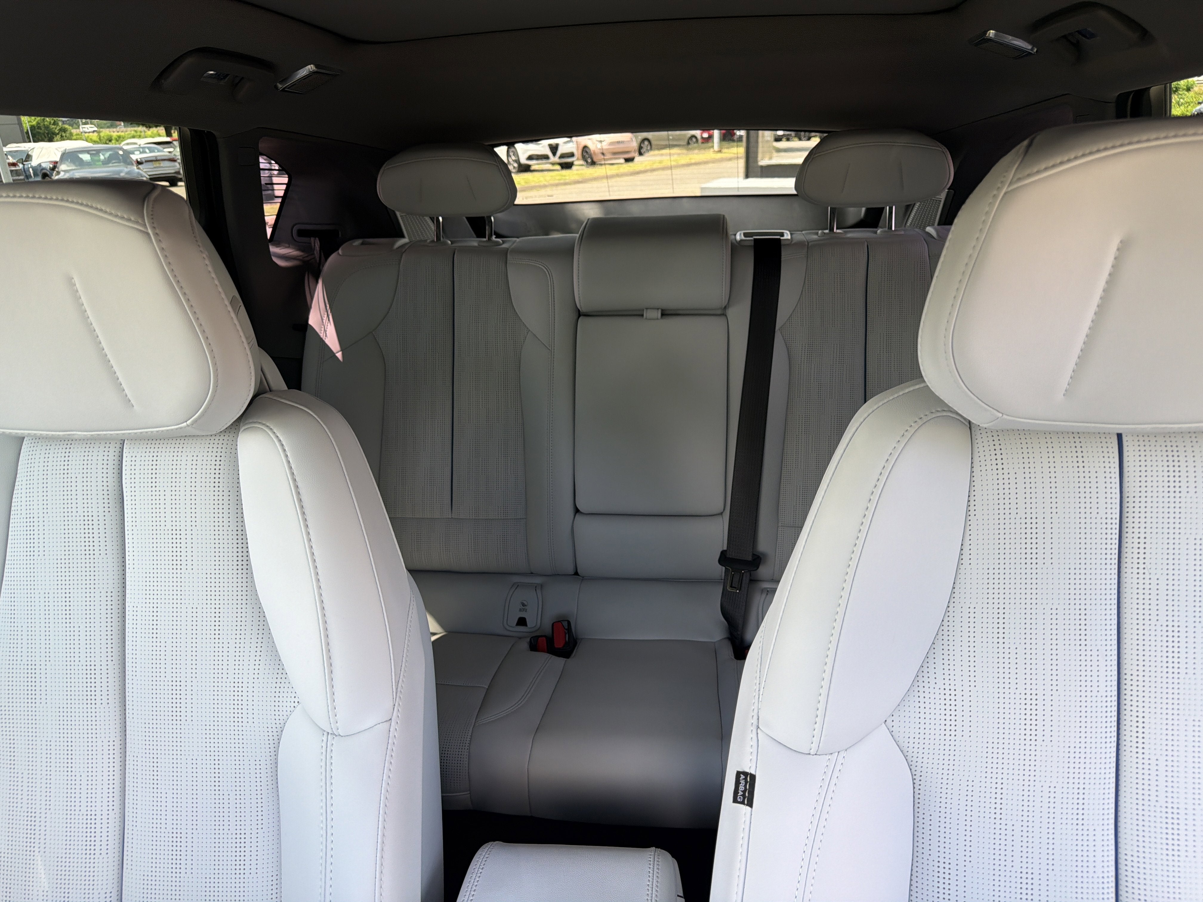 2026 Cadillac OPTIQ Premium Luxury