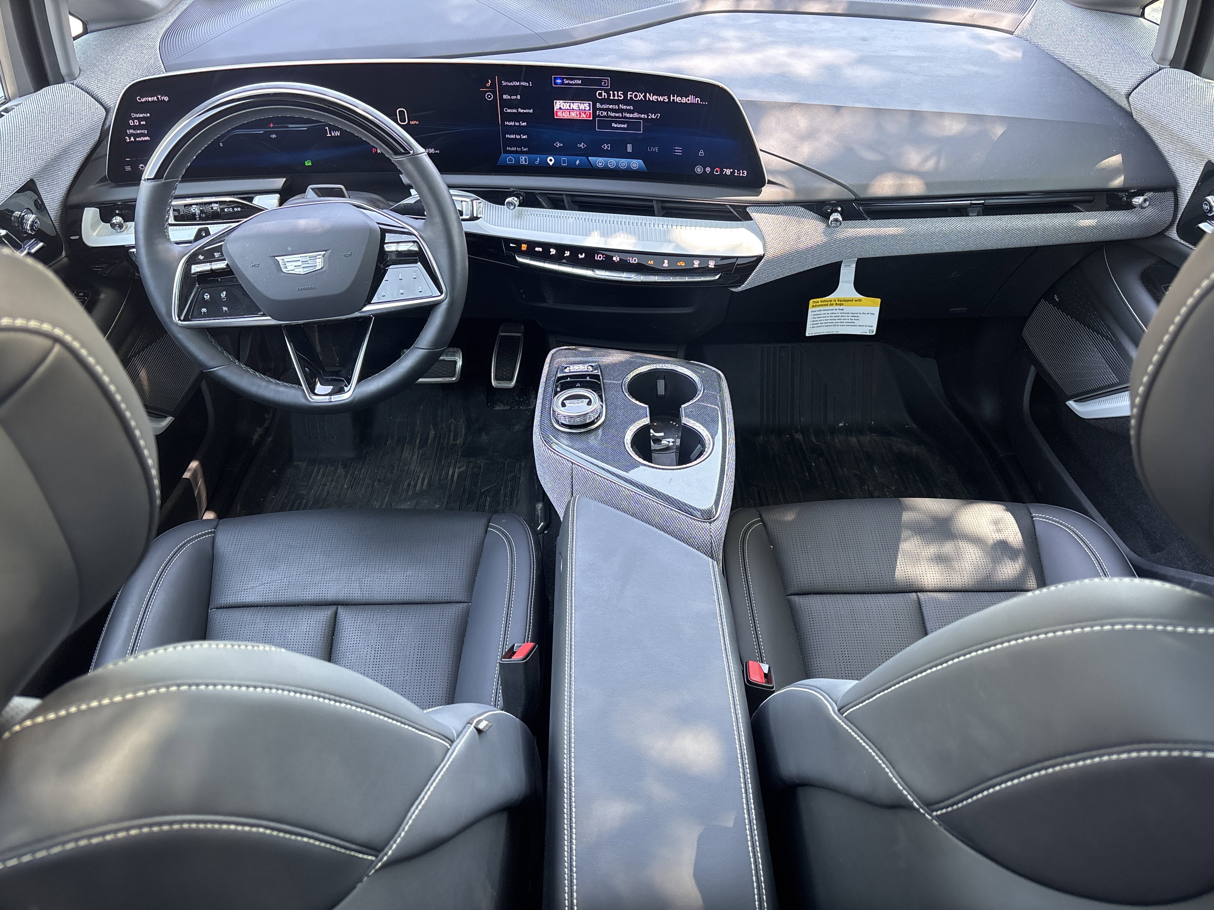 2025 Cadillac OPTIQ Luxury 2