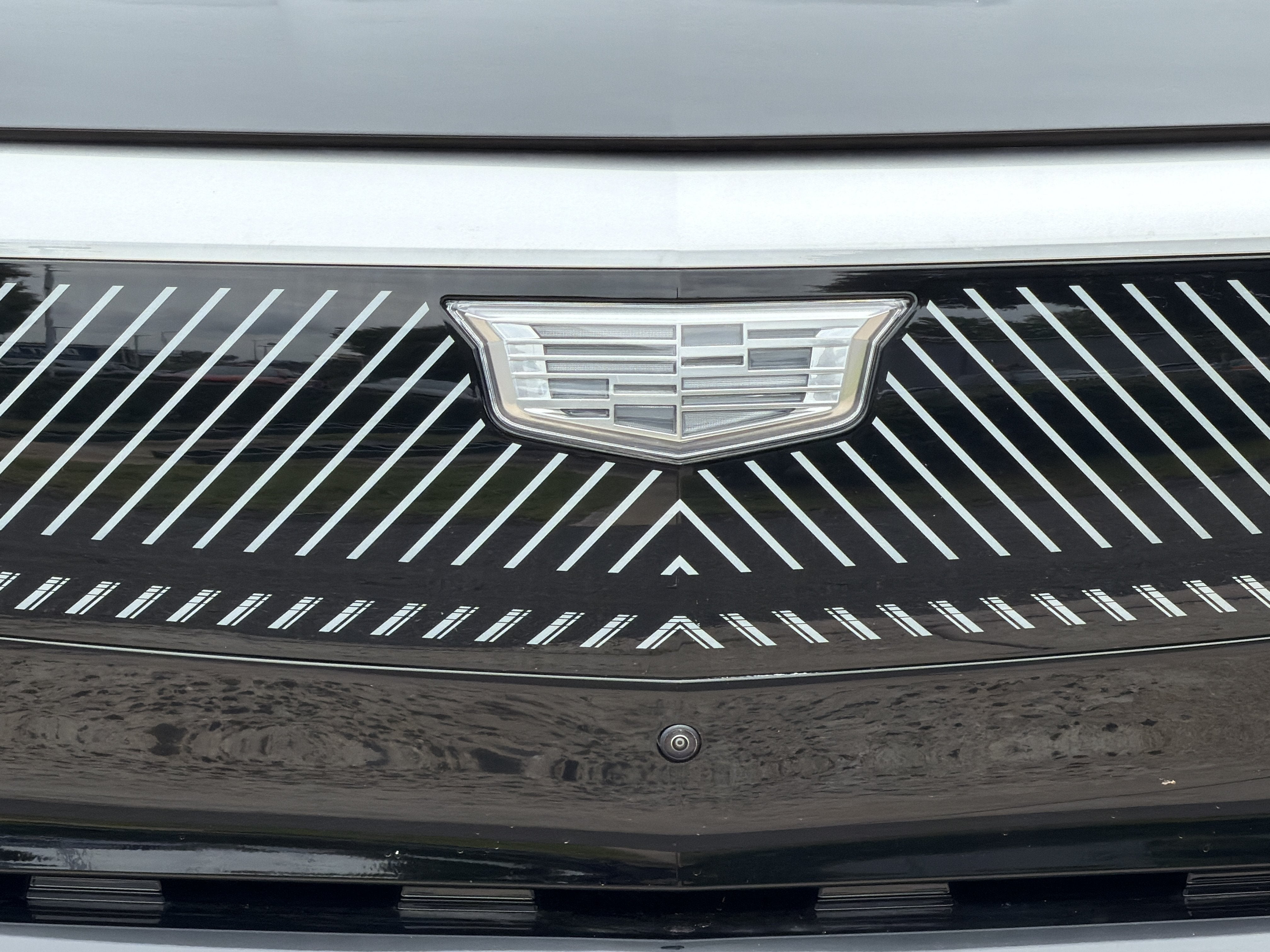 2025 Cadillac OPTIQ Luxury 2