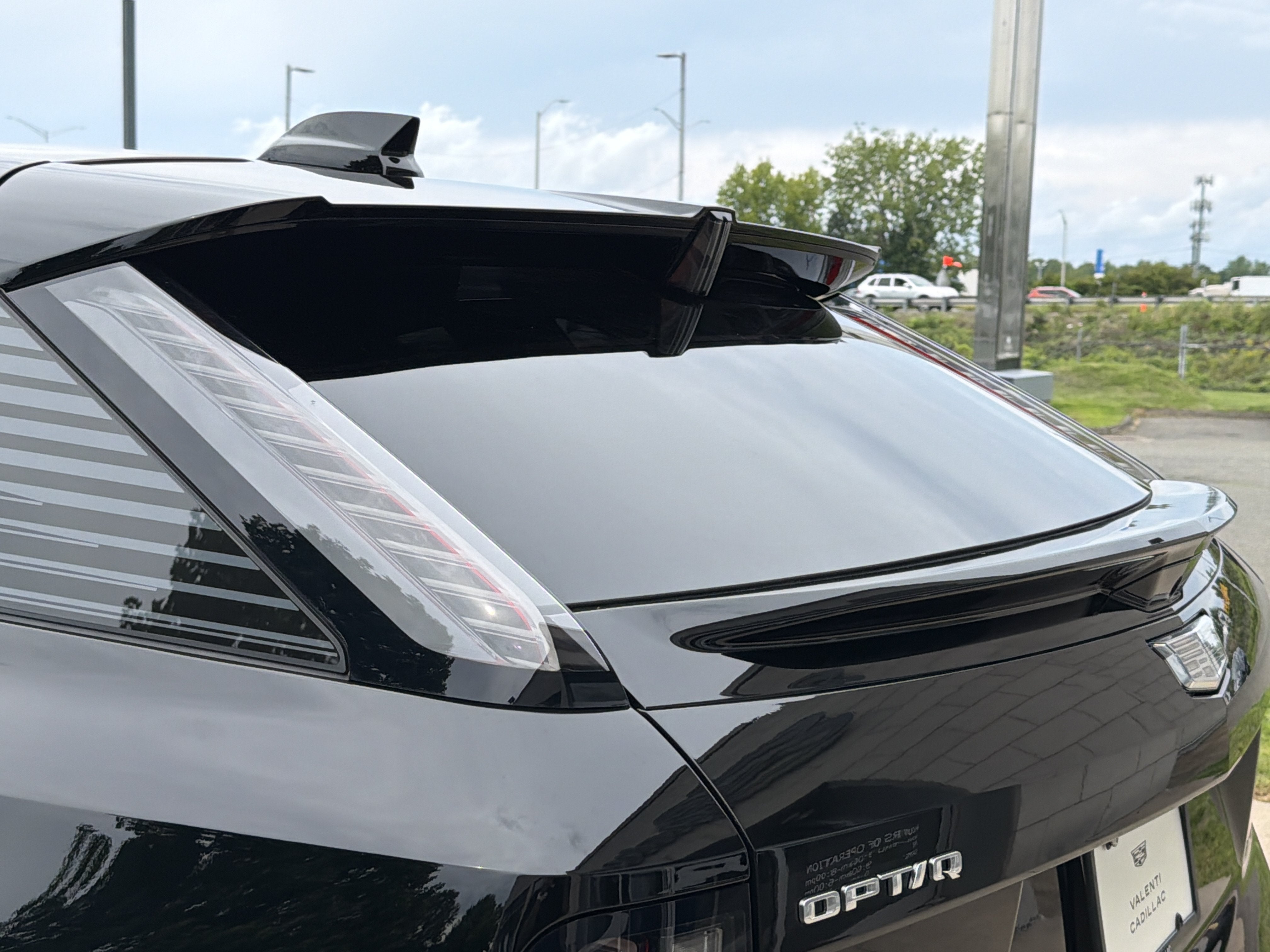 2025 Cadillac OPTIQ Luxury 2