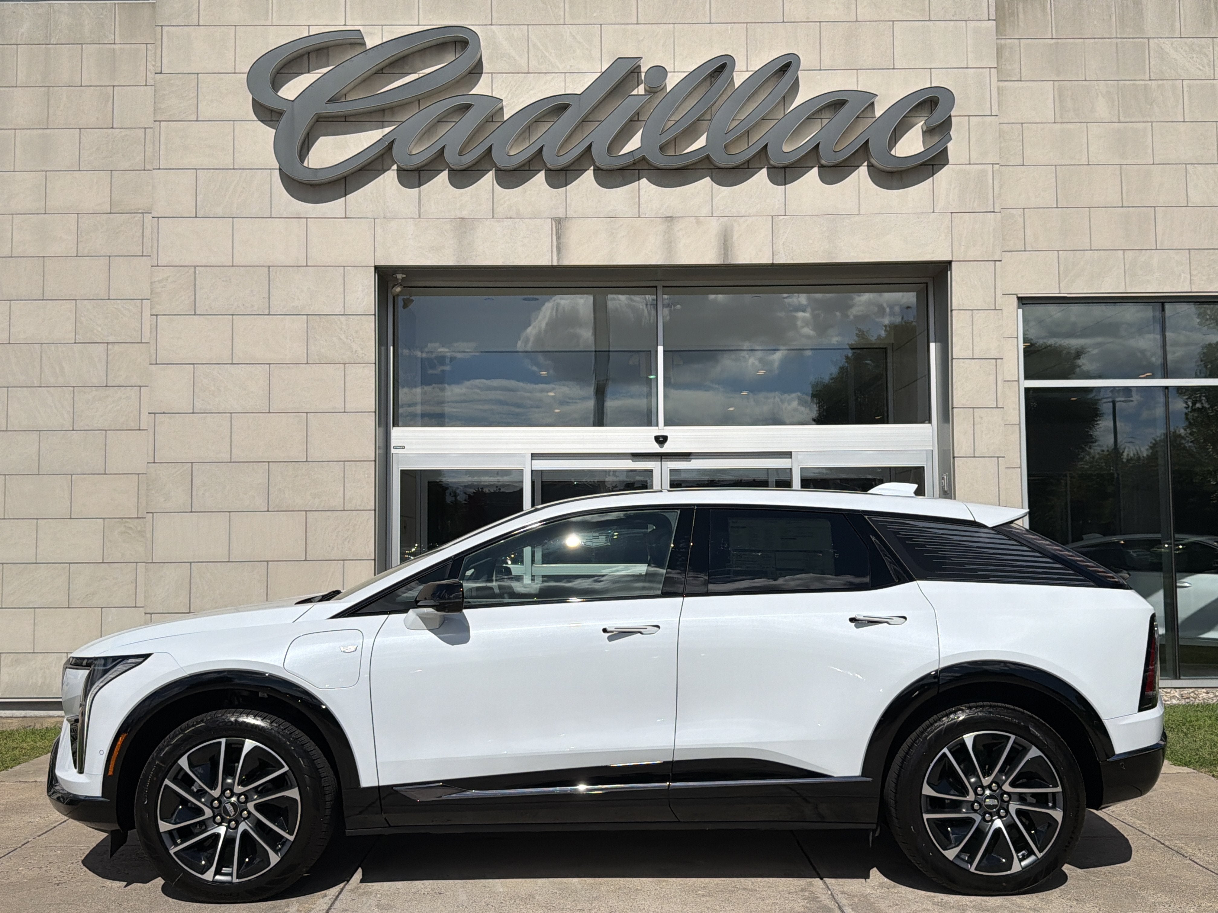 2026 Cadillac OPTIQ Sport