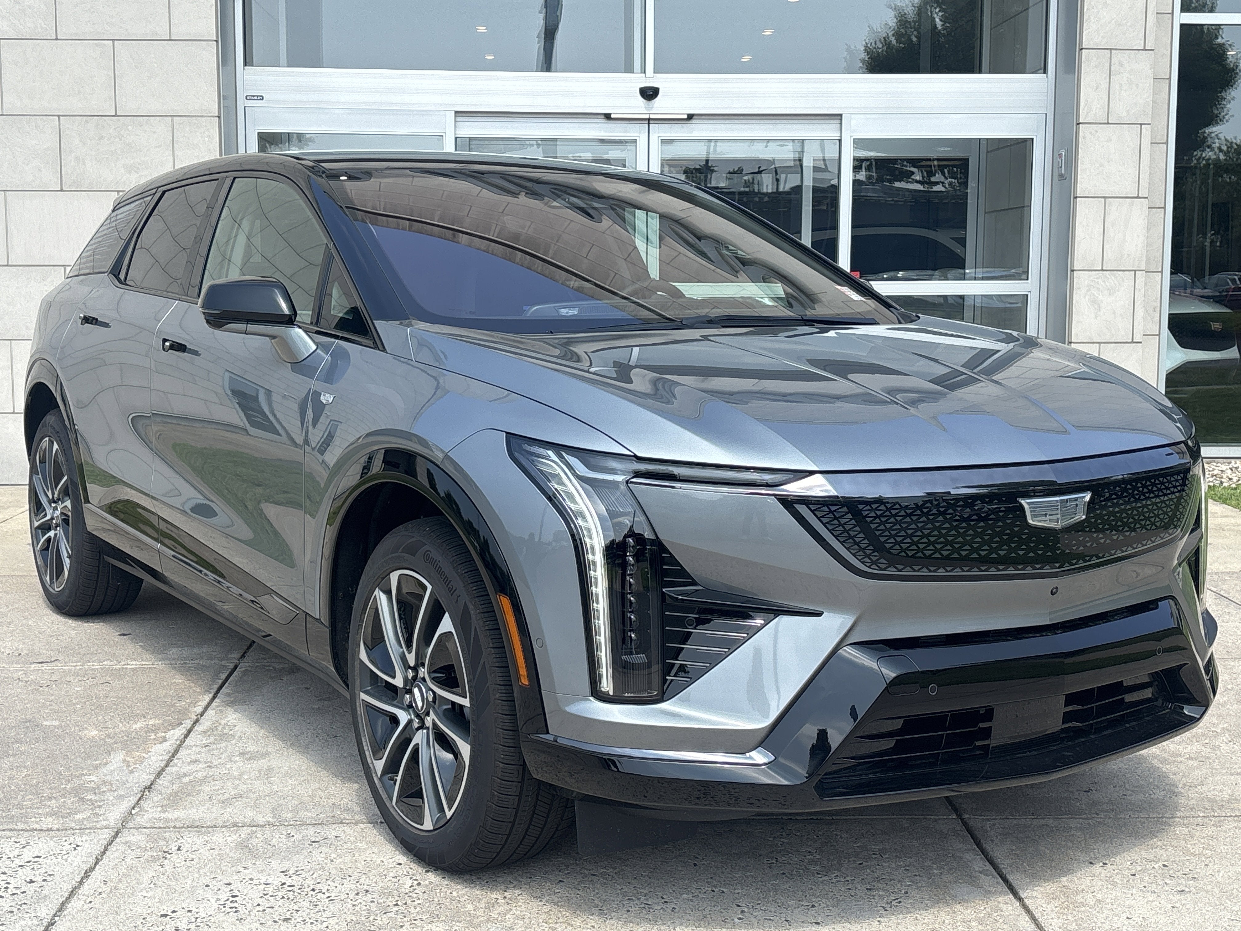 2025 Cadillac OPTIQ Sport 1