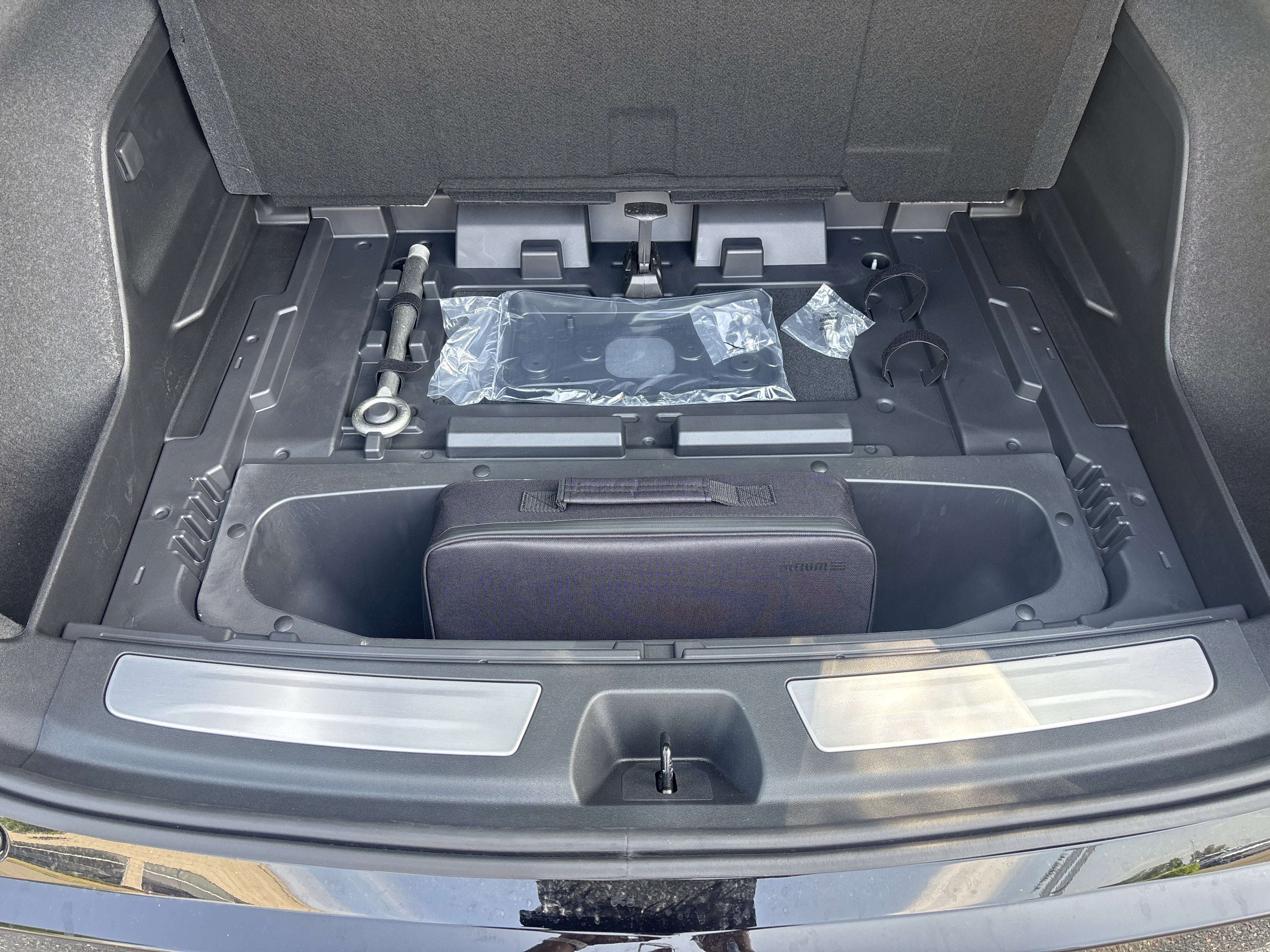 2025 Cadillac OPTIQ Sport 1