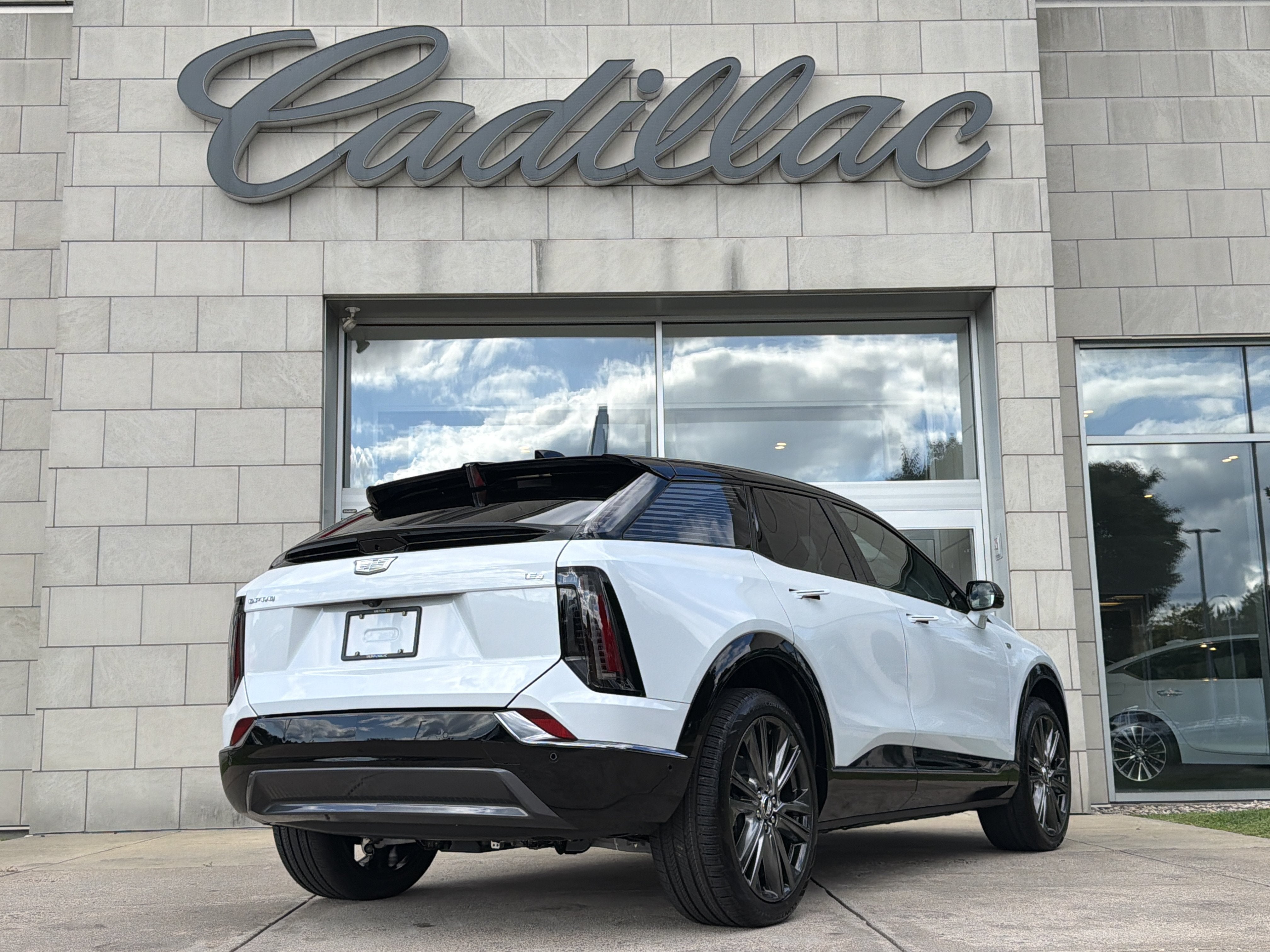 2027 Cadillac OPTIQ Premium Sport
