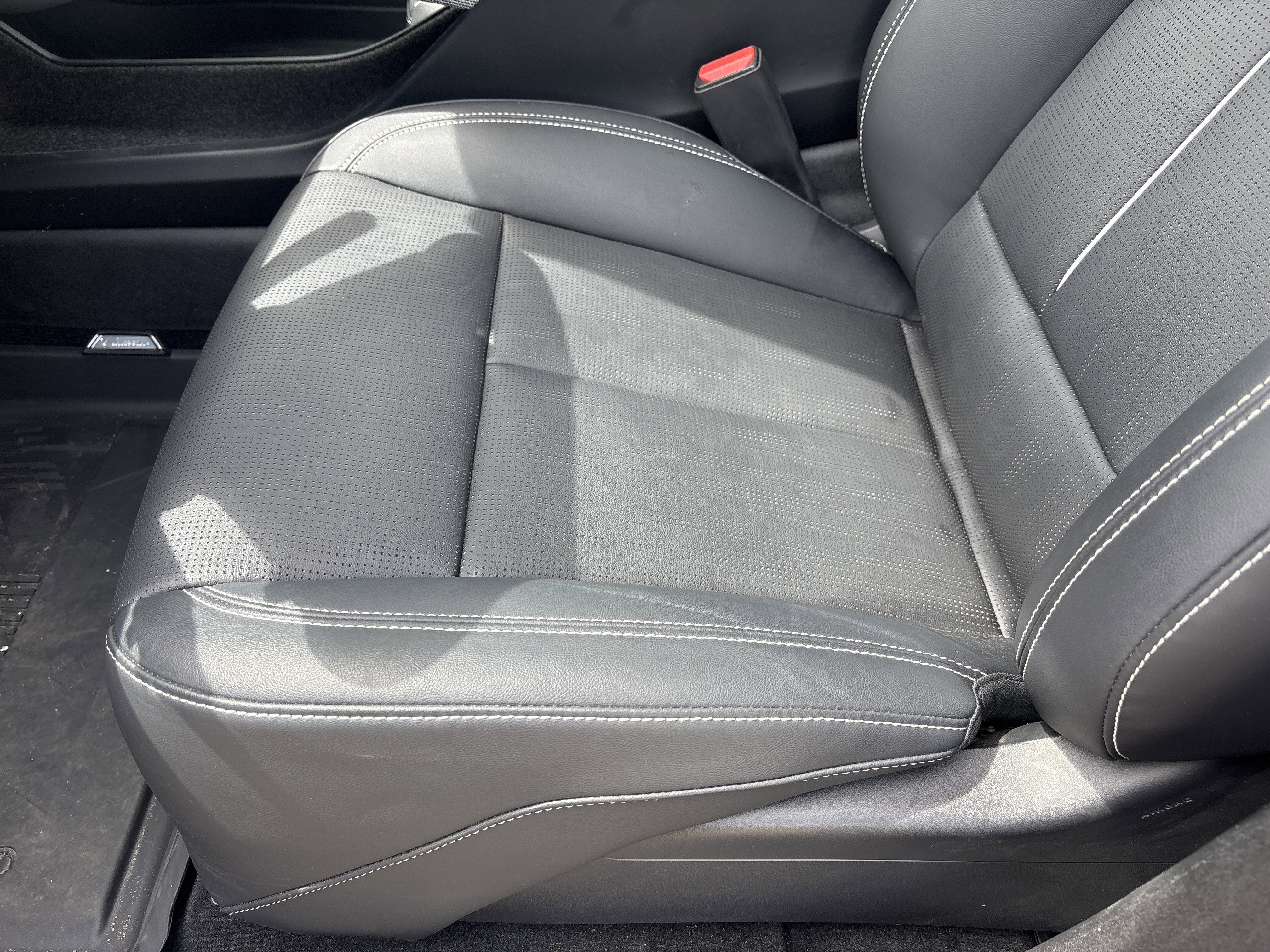 2025 Cadillac OPTIQ Sport 2