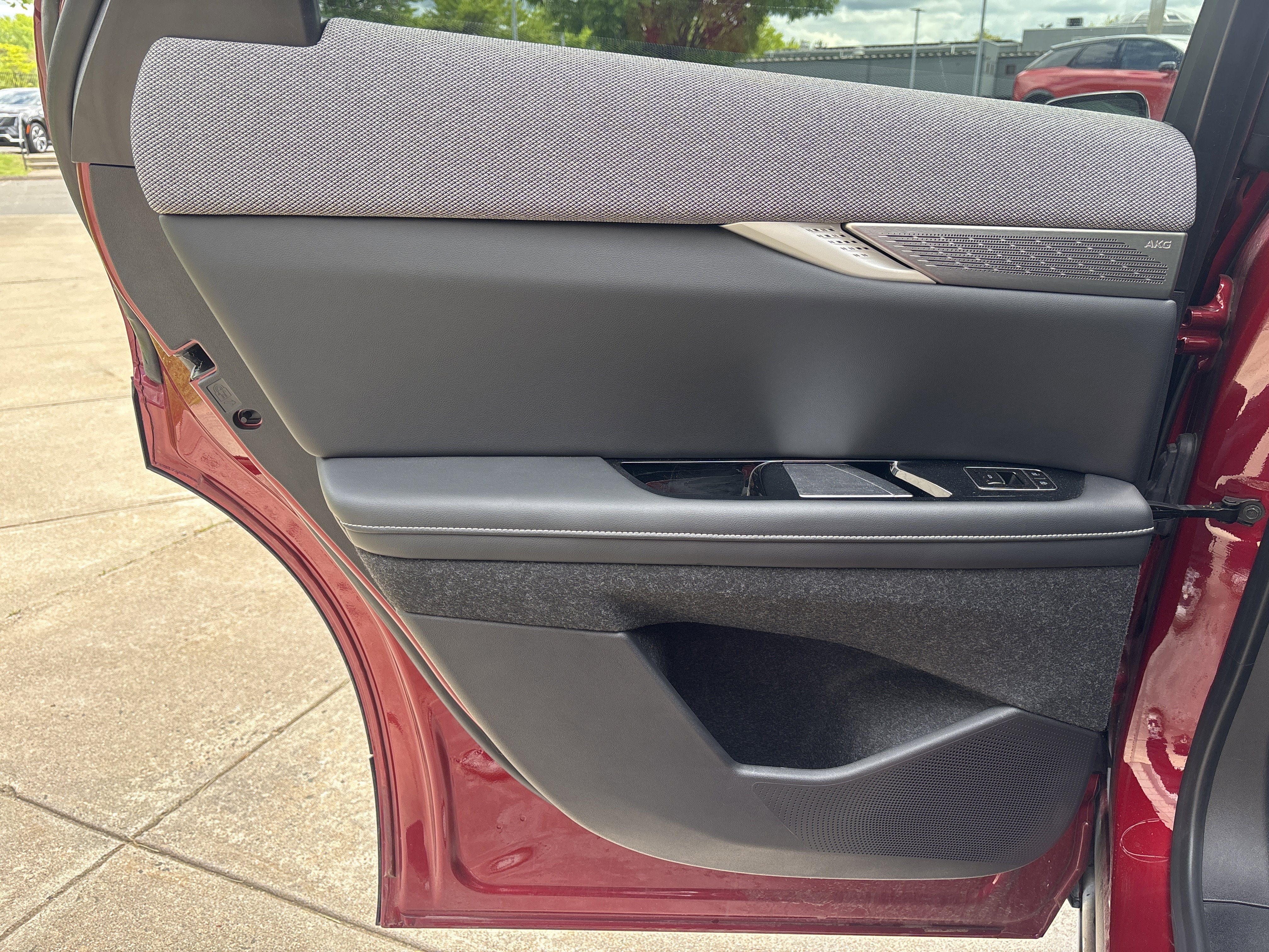 2025 Cadillac OPTIQ Sport 2