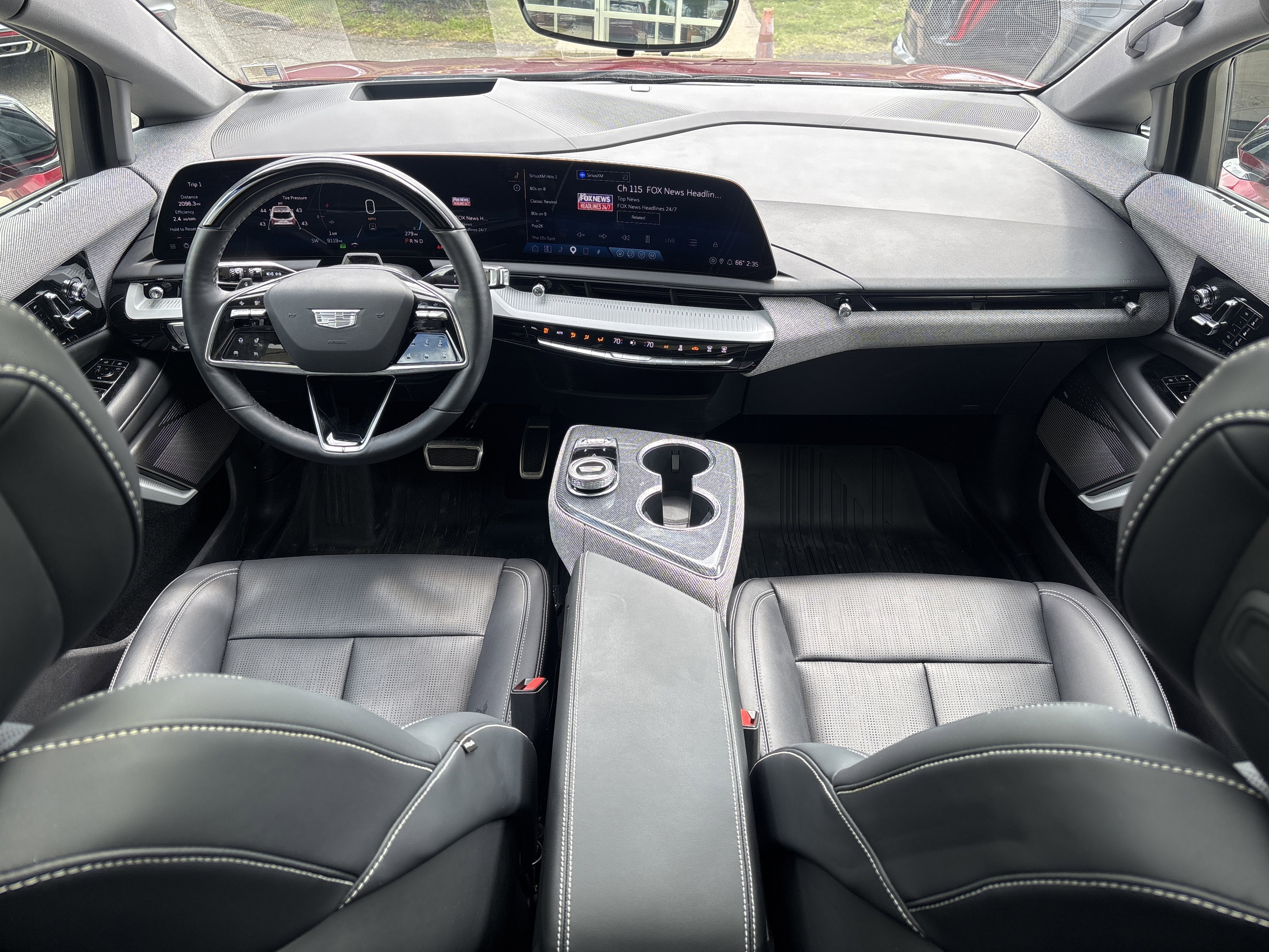 2025 Cadillac OPTIQ Sport 2