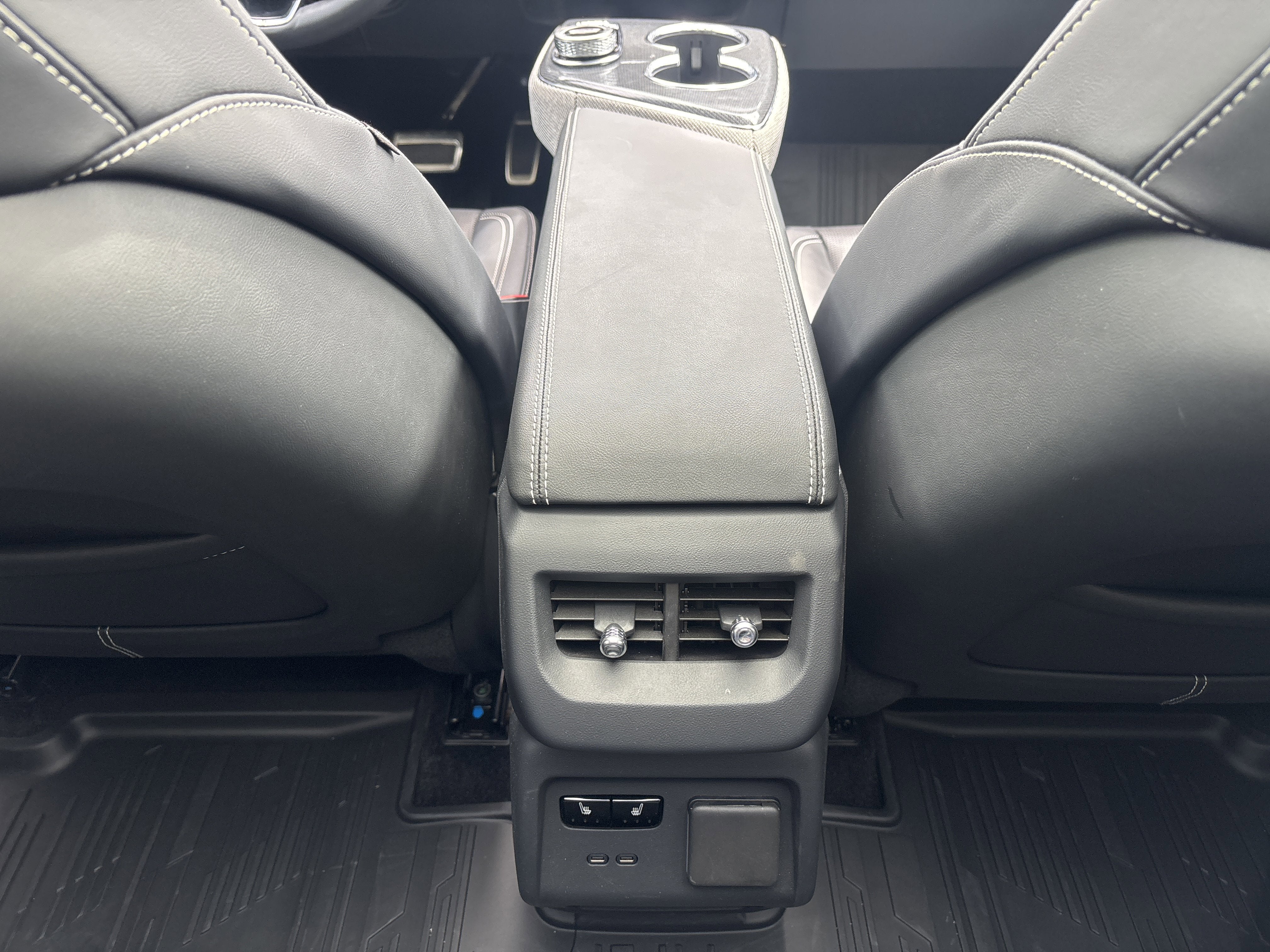 2025 Cadillac OPTIQ Sport 2