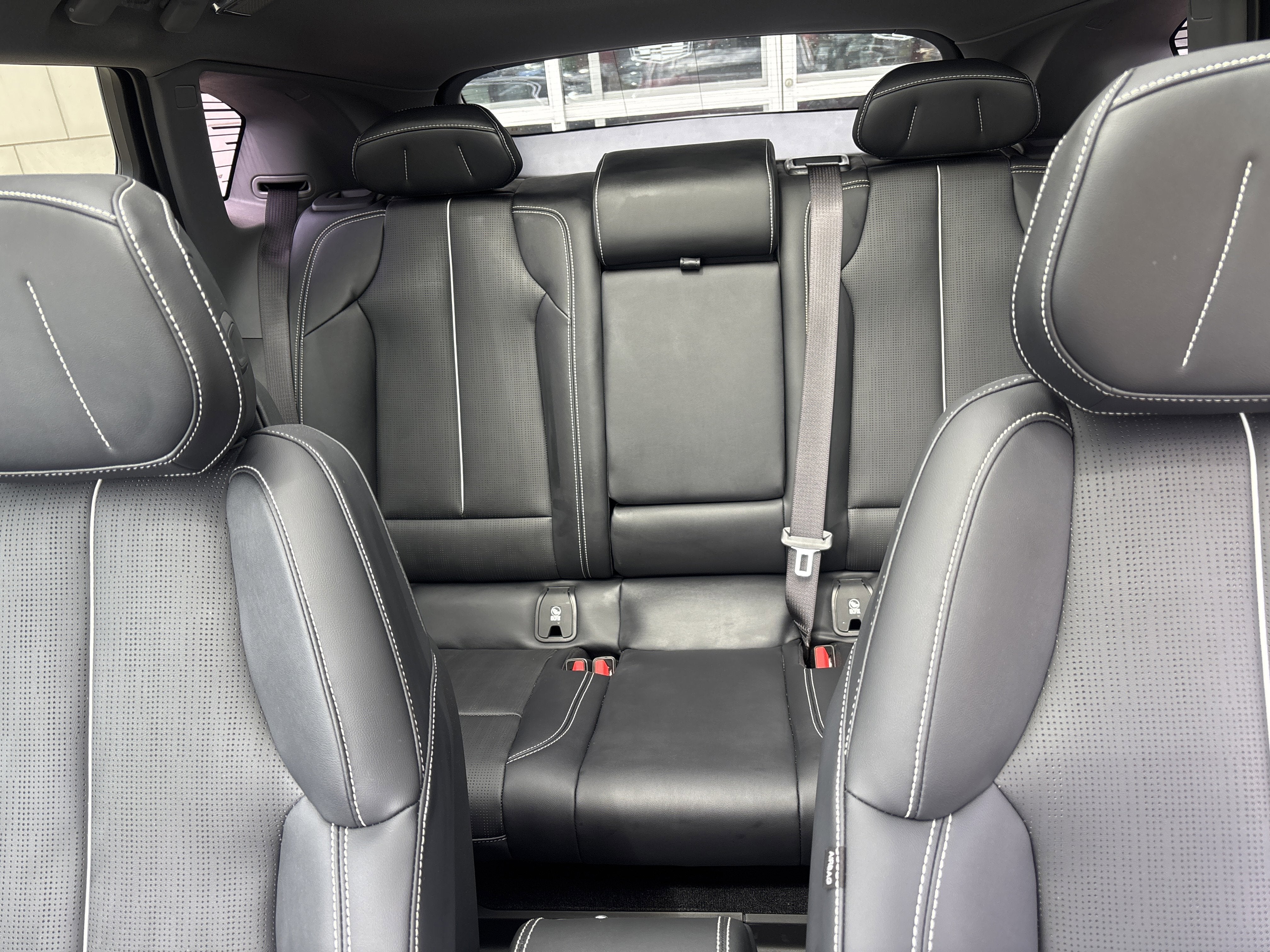 2025 Cadillac OPTIQ Sport 2