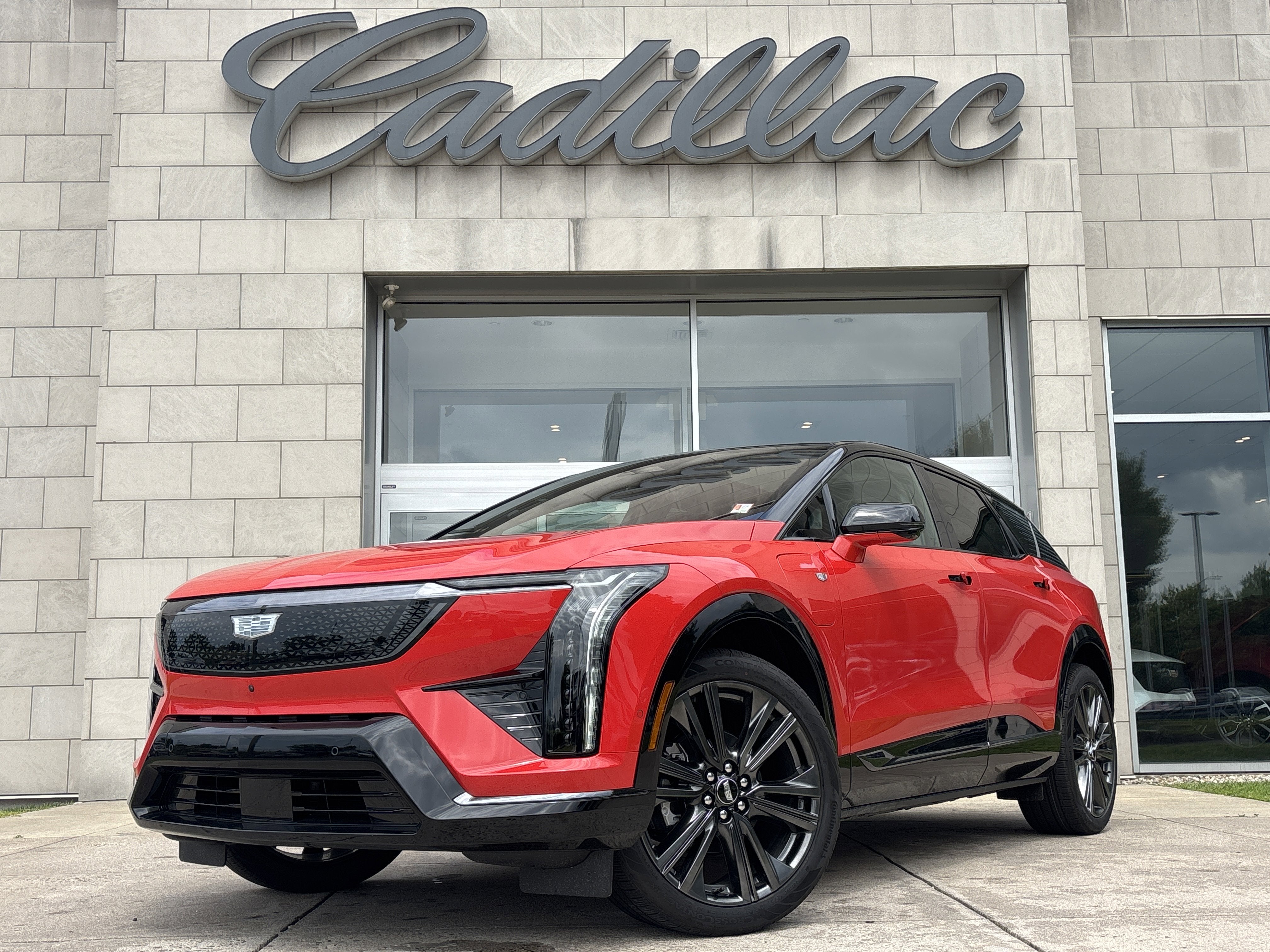 2025 Cadillac OPTIQ Sport 2