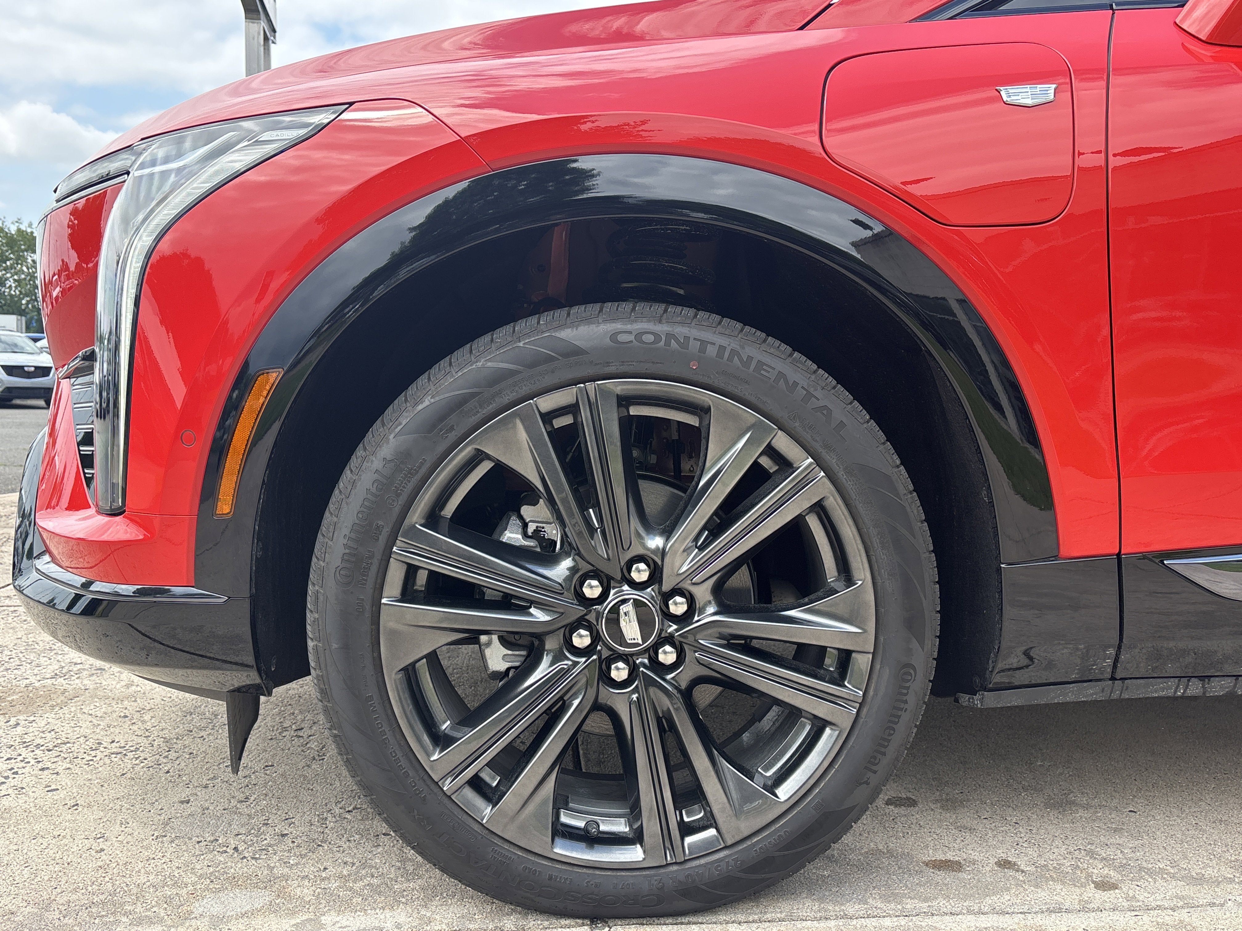 2025 Cadillac OPTIQ Sport 2