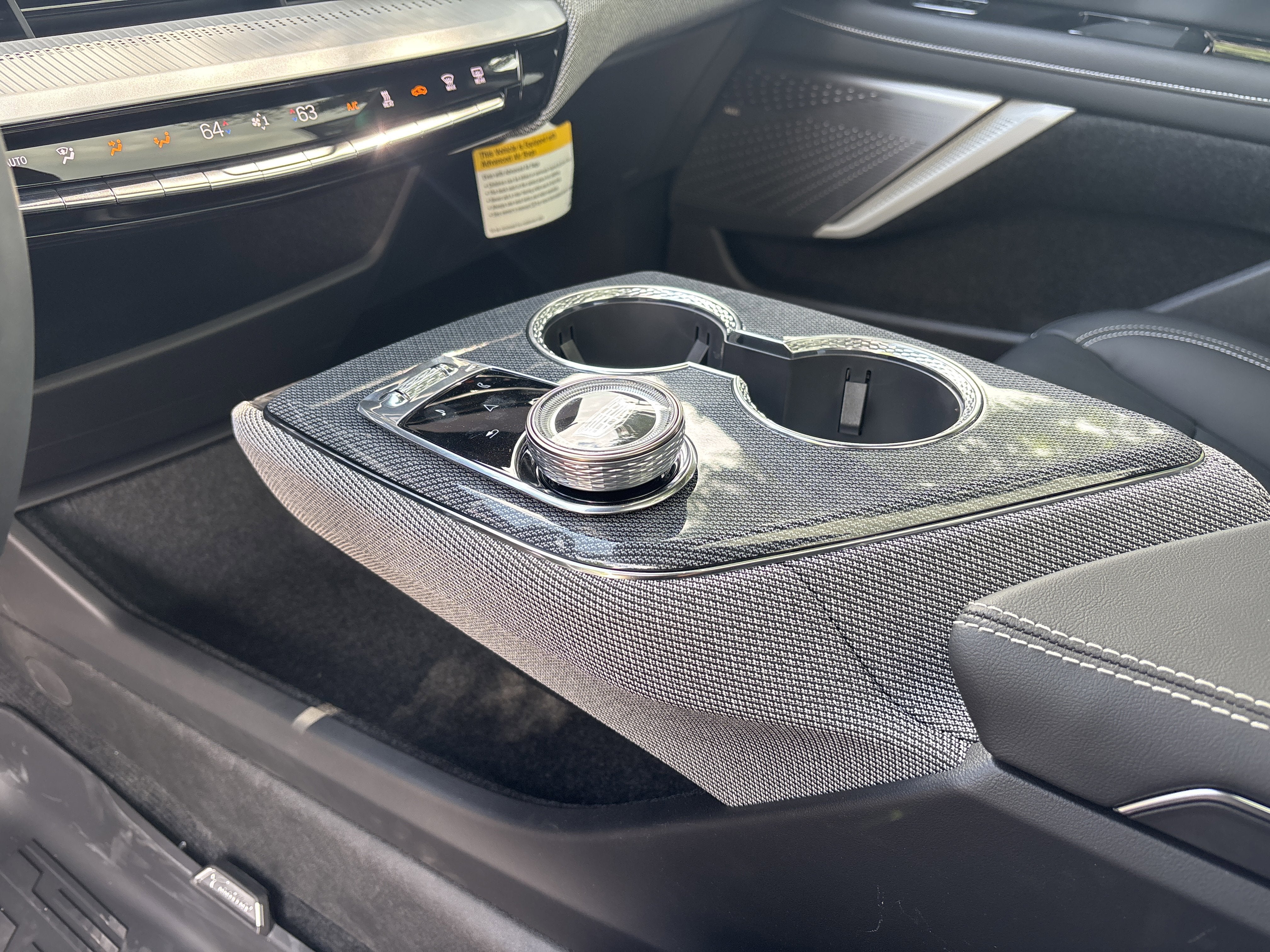 2025 Cadillac OPTIQ Sport 2