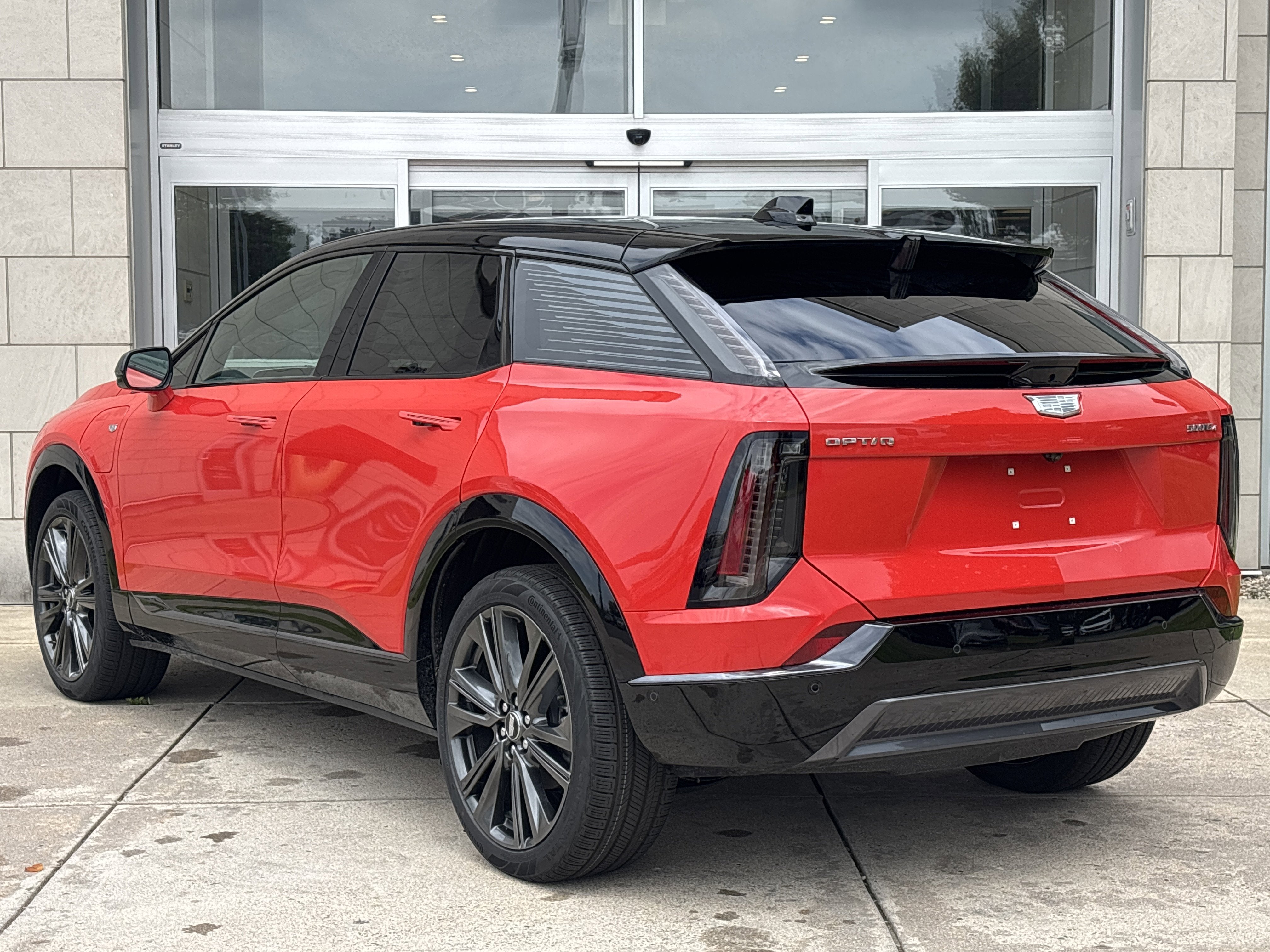 2025 Cadillac OPTIQ Sport 2