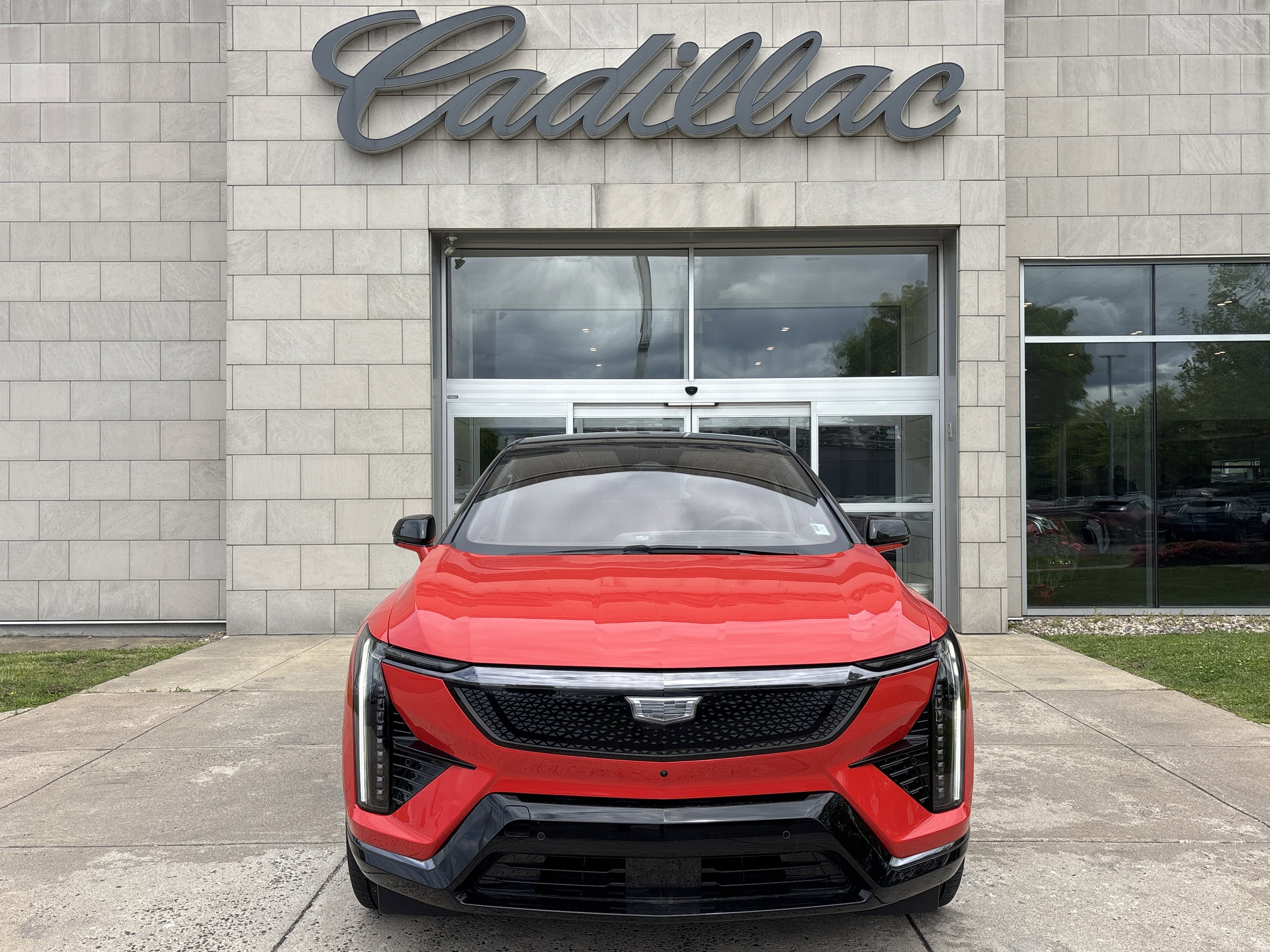 2025 Cadillac OPTIQ Sport 2