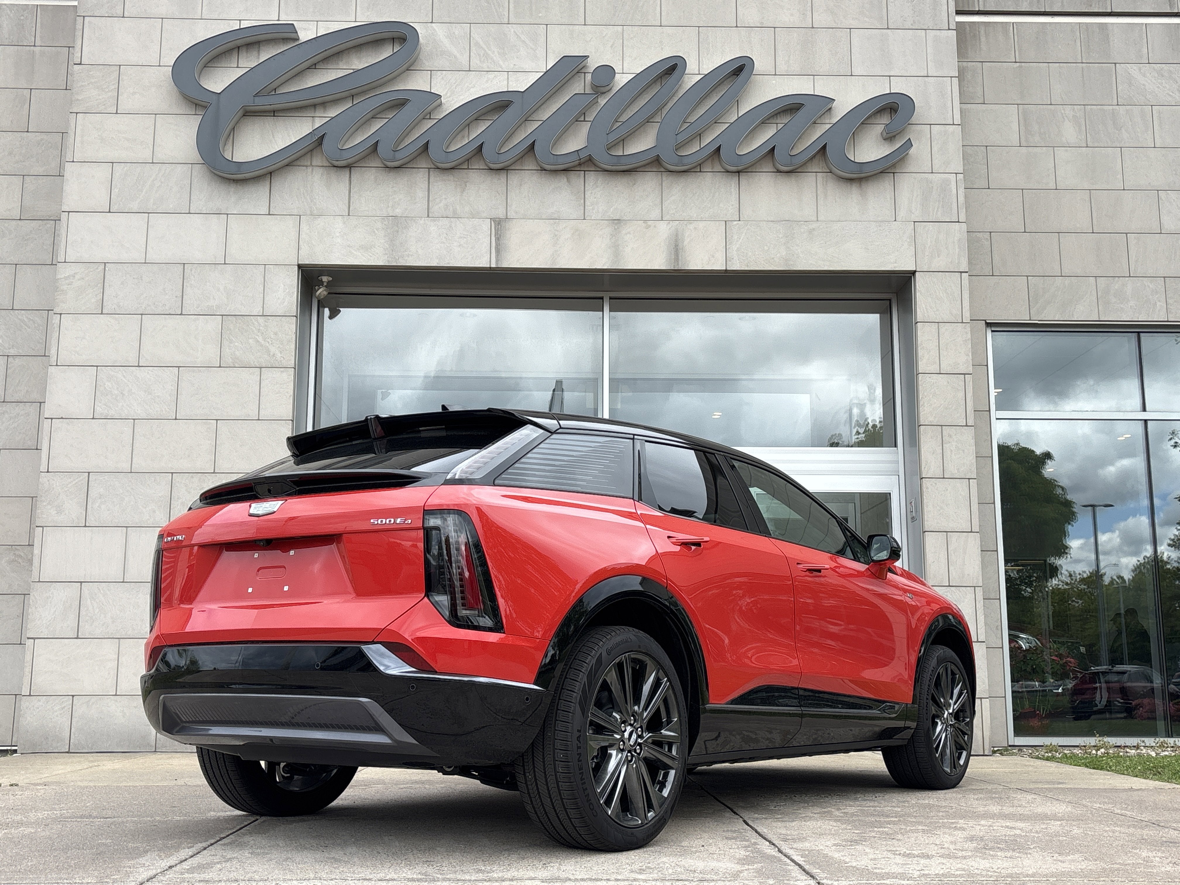 2025 Cadillac OPTIQ Sport 2