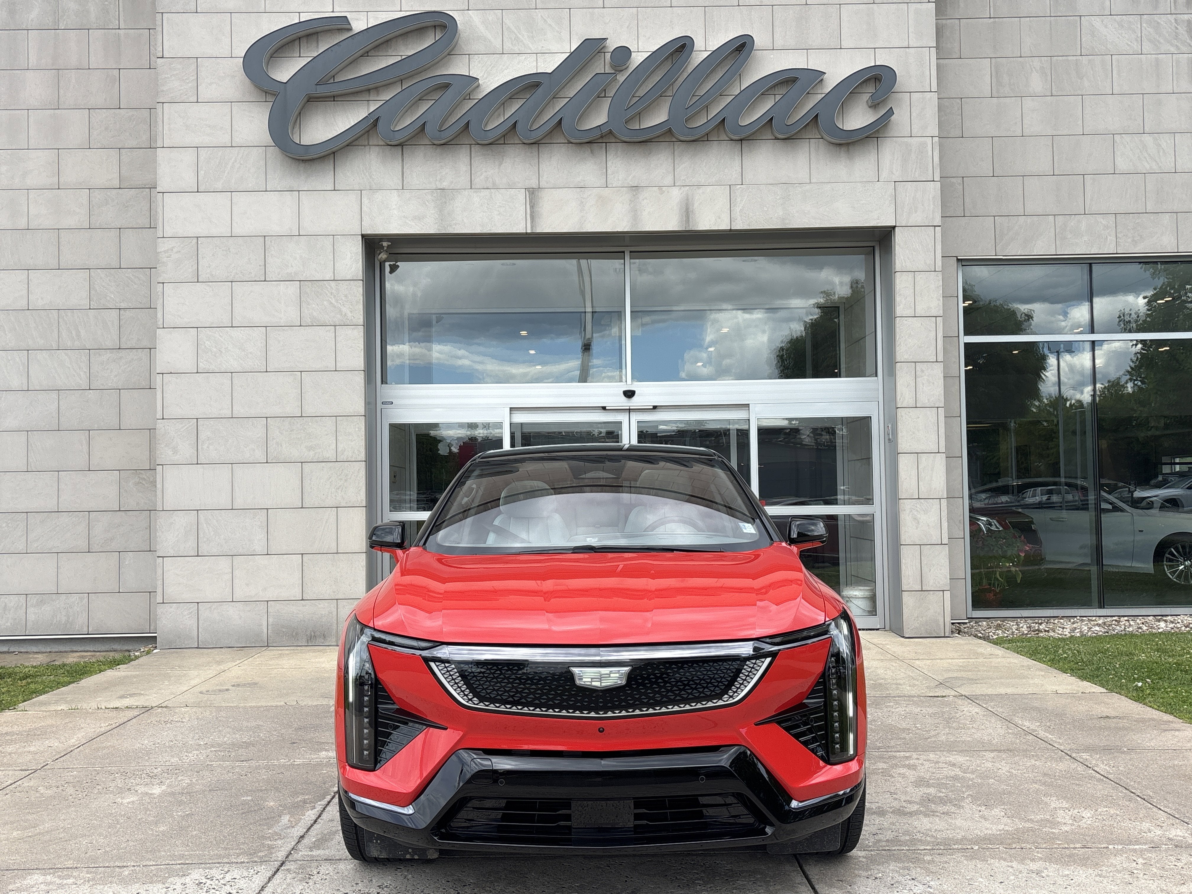 2025 Cadillac OPTIQ Sport 2