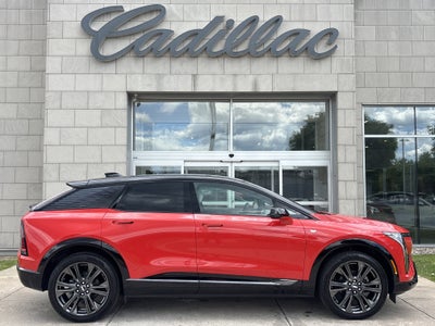 2025 Cadillac OPTIQ Sport 2