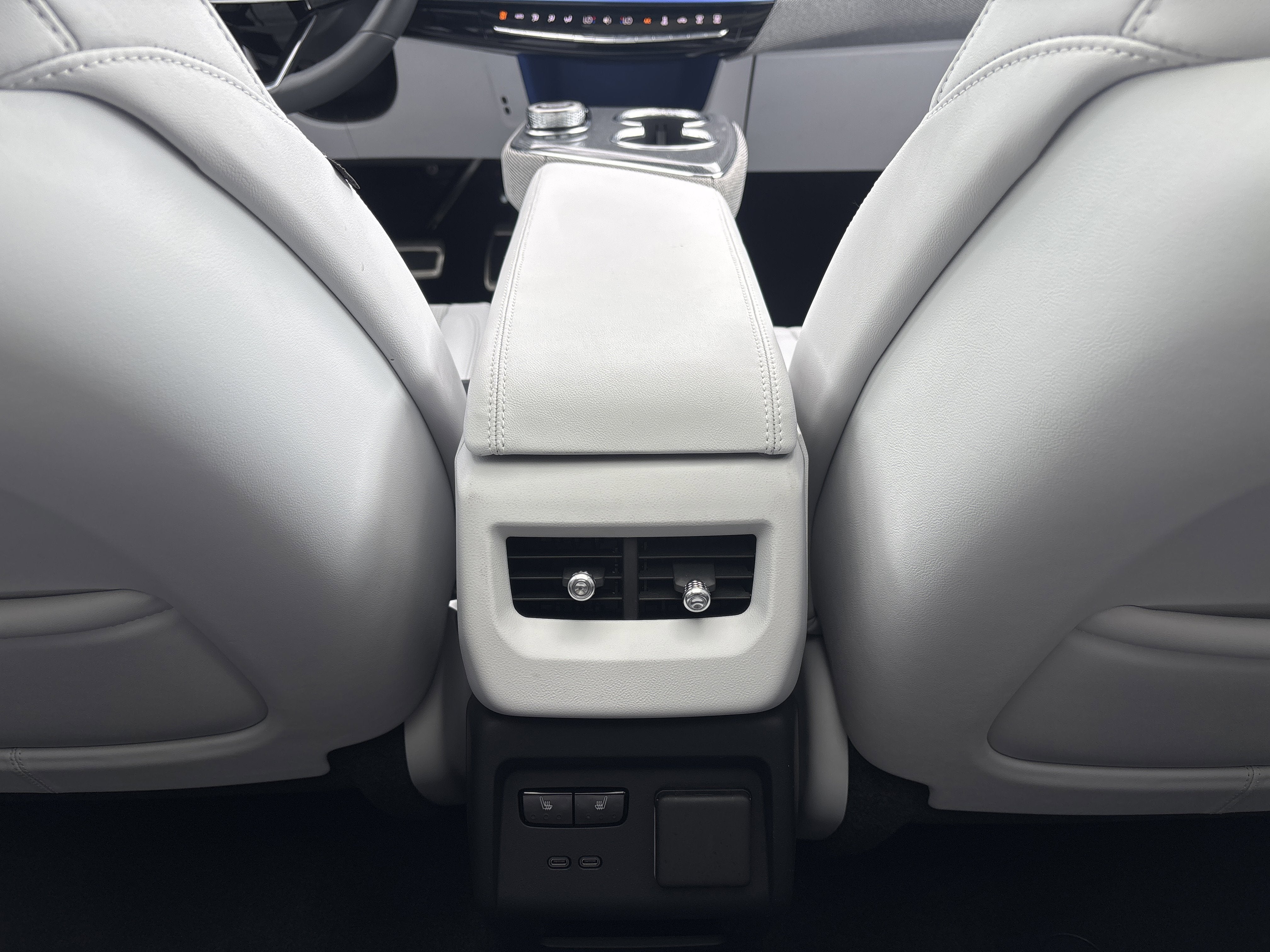 2025 Cadillac OPTIQ Sport 2