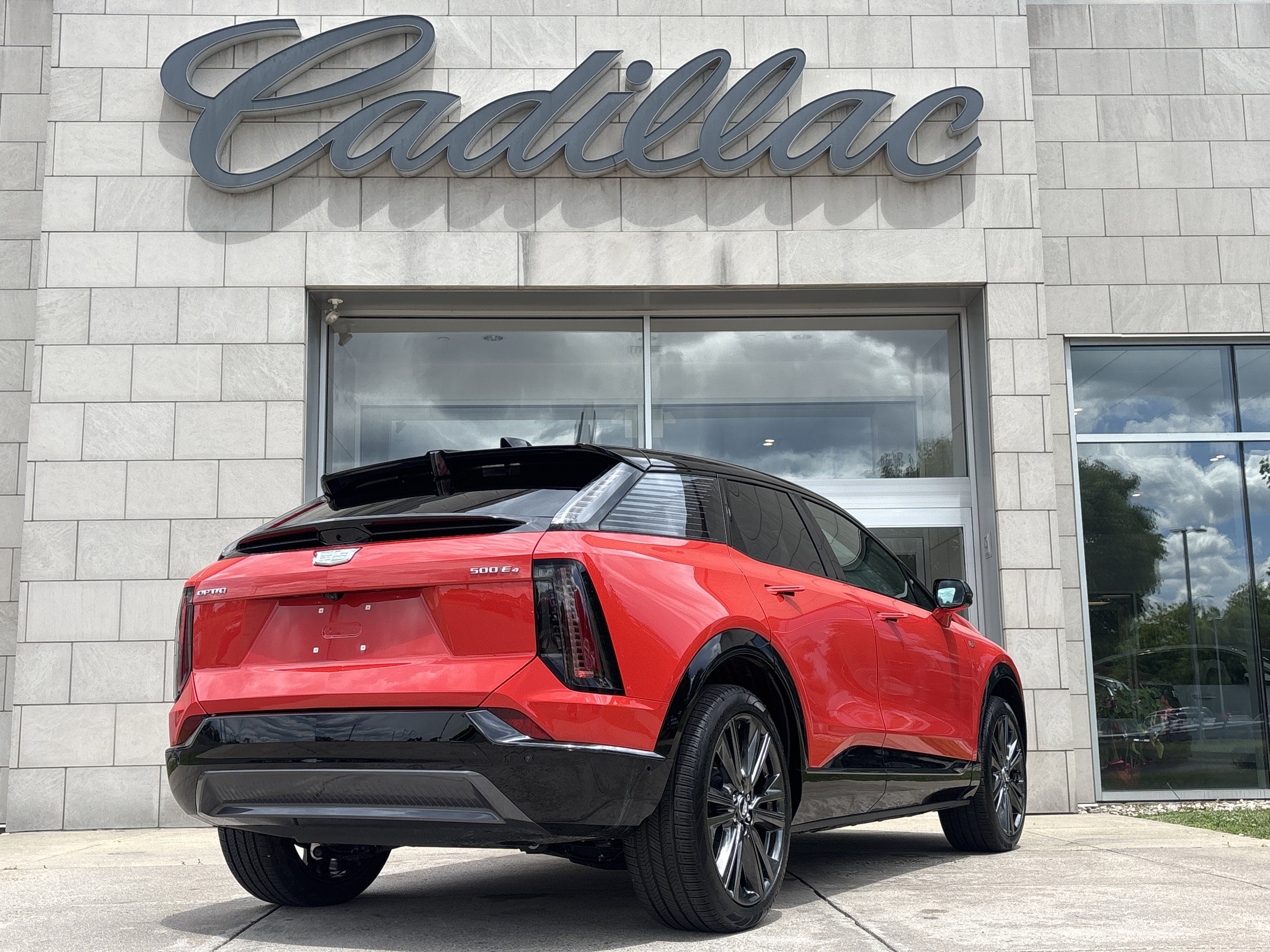 2025 Cadillac OPTIQ Sport 2