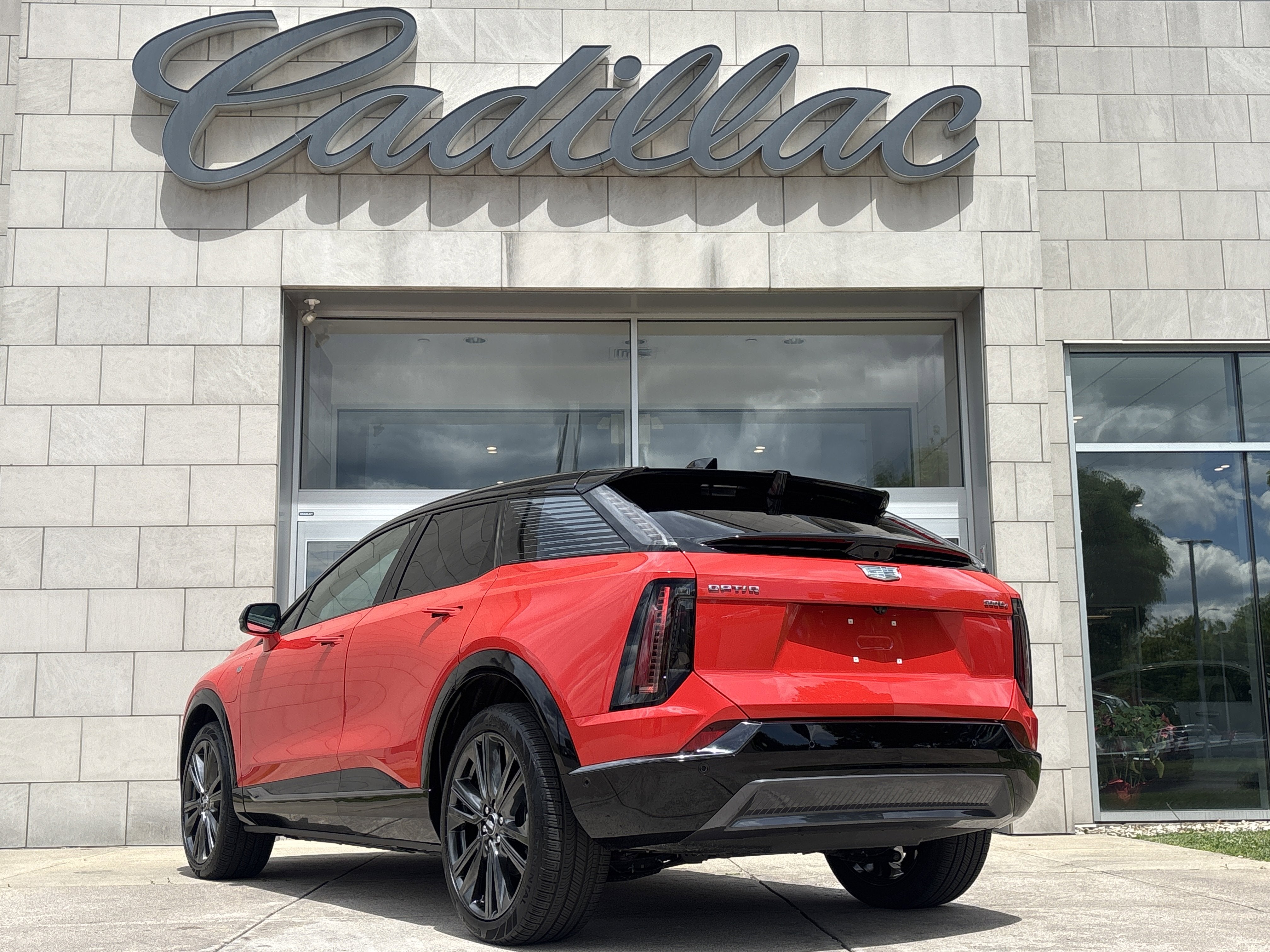 2025 Cadillac OPTIQ Sport 2