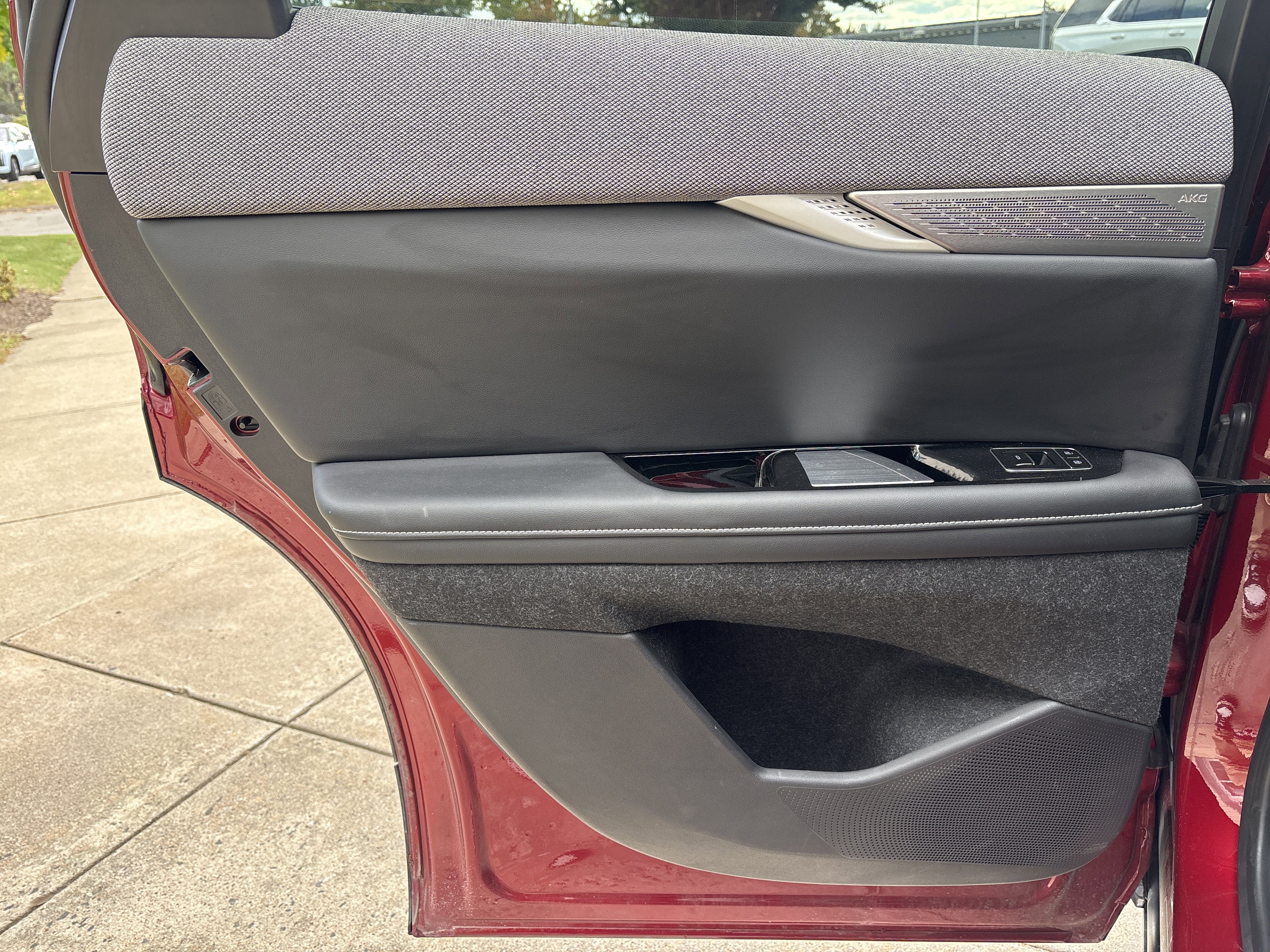 2025 Cadillac OPTIQ Sport 2