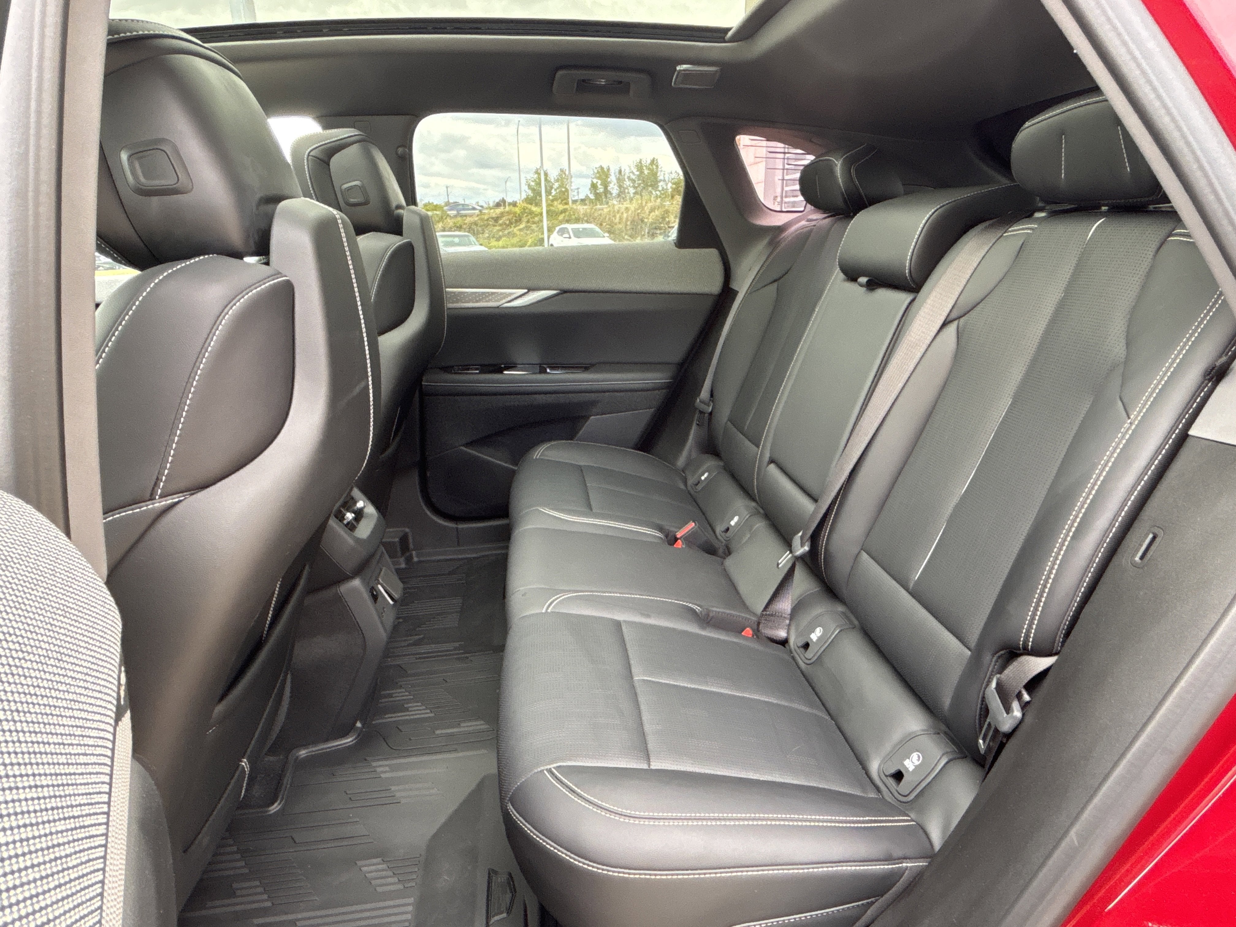 2025 Cadillac OPTIQ Sport 2