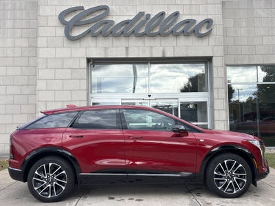 2025 Cadillac OPTIQ Sport 2