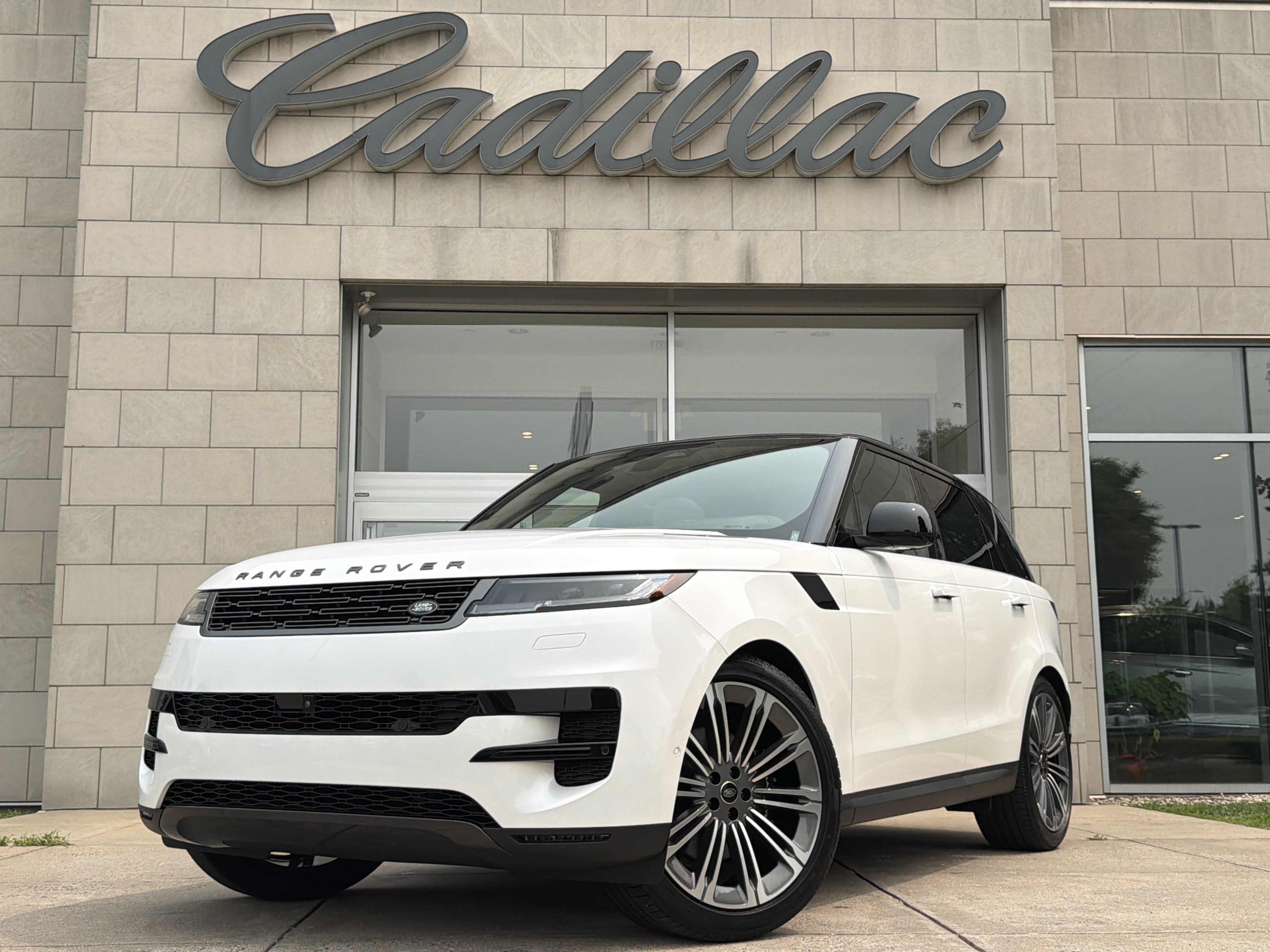 2025 Land Rover Range Rover Sport SE