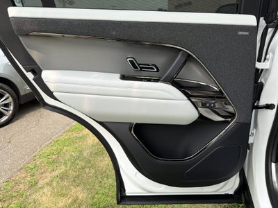 2025 Land Rover Range Rover Sport SE